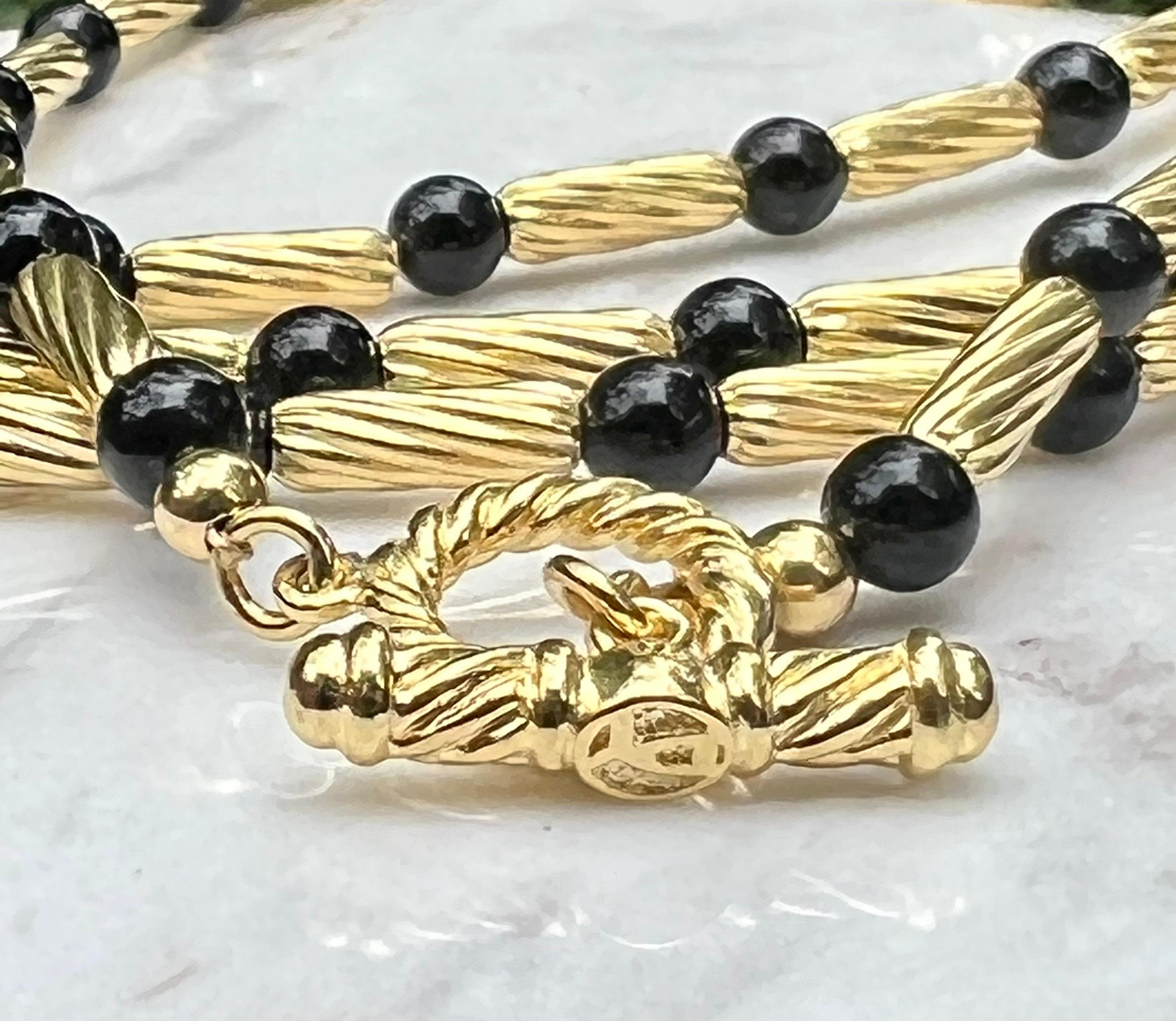 Contemporain David Yurman, petit collier Hampton en tubes d'onyx et d'or 18 carats