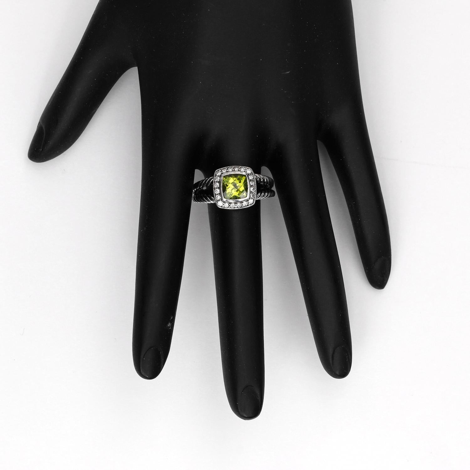 David Yurman Petite 'Albion' Ring with Peridot and Diamonds In New Condition In Dallas, TX