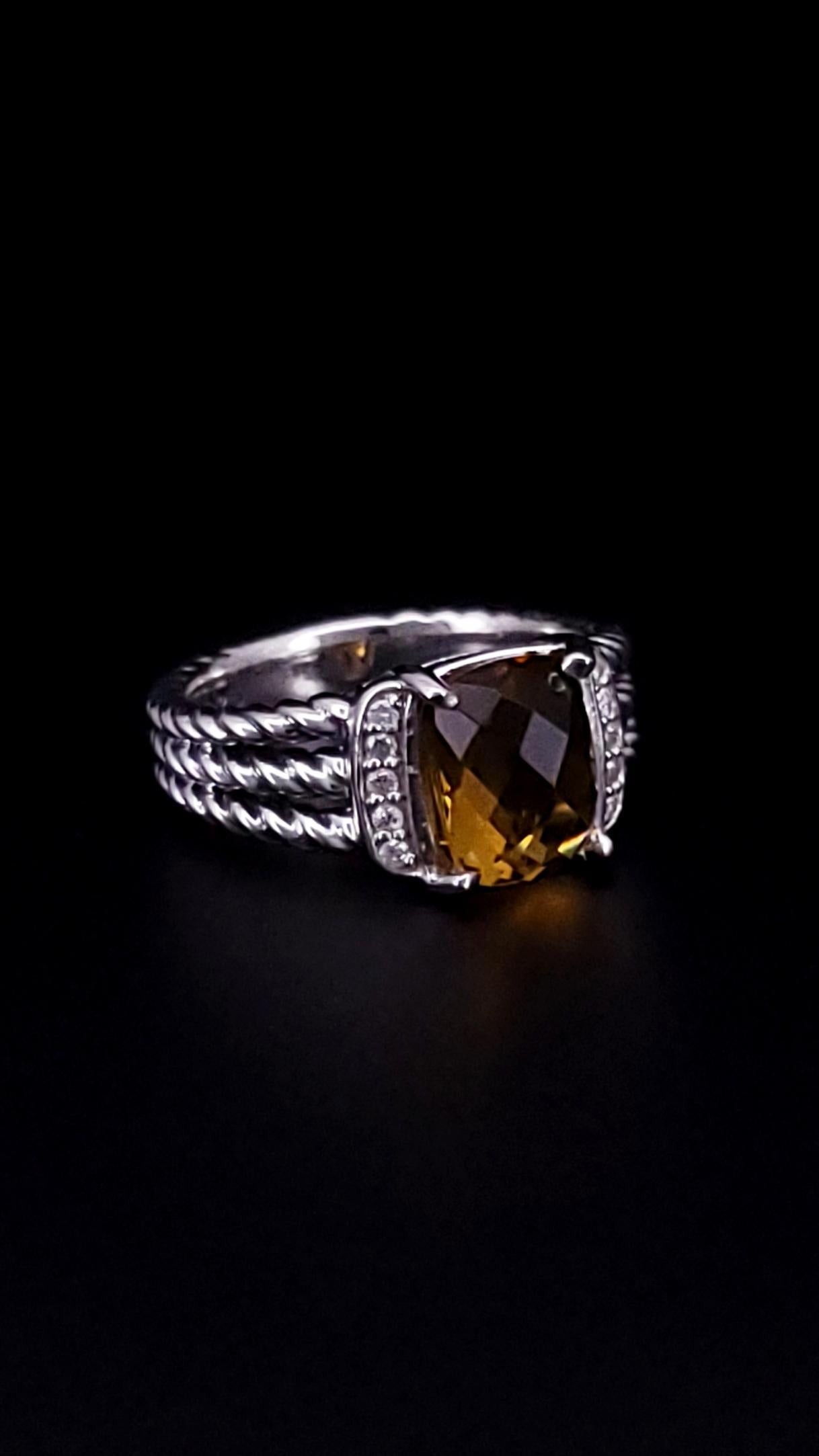 Taglio rotondo David Yurman Anello Petite Wheaton in argento con citrino e diamanti in vendita