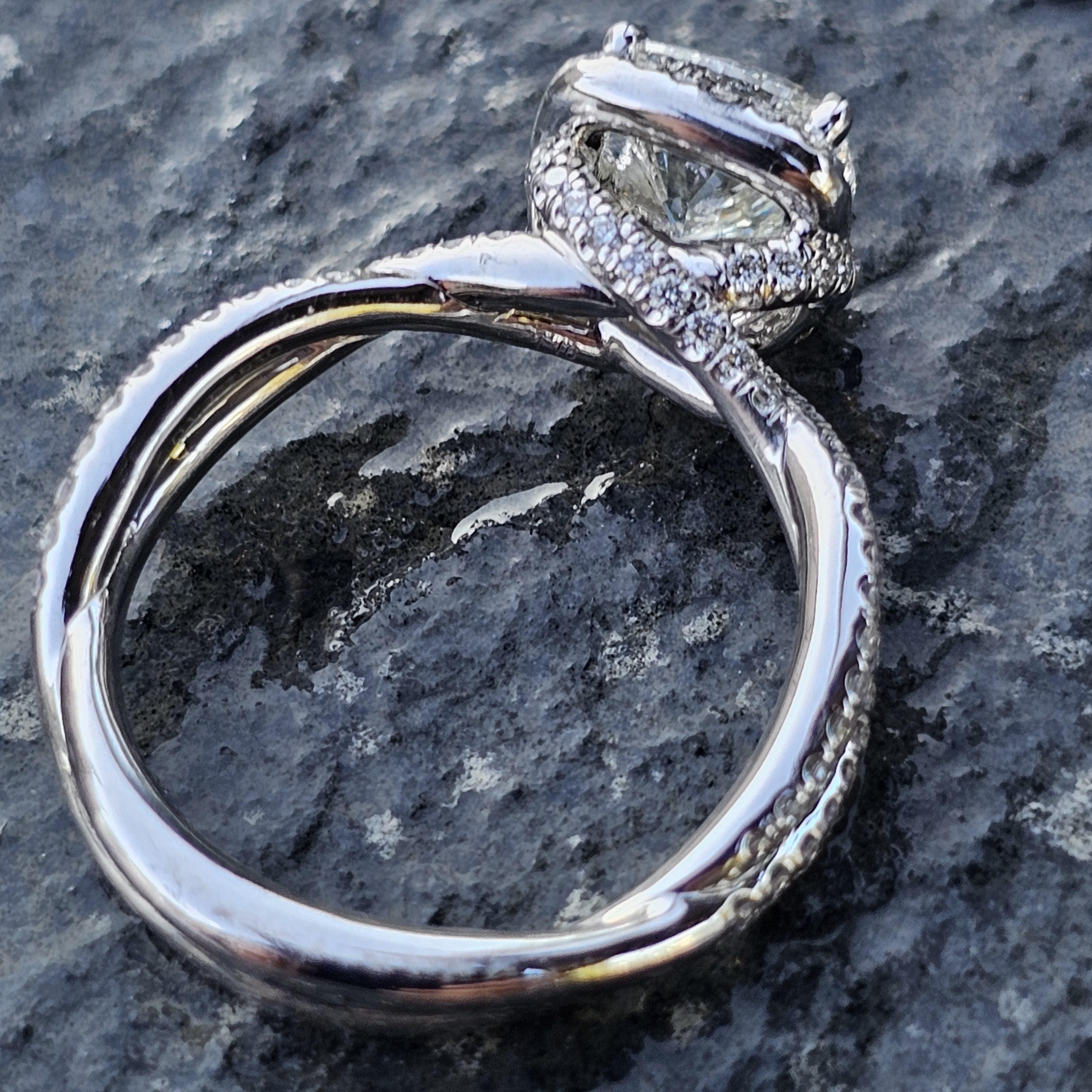 David Yurman Anillo de compromiso de diamantes en platino Infinito GIA Cojín 1,16 I SI1 en venta 5