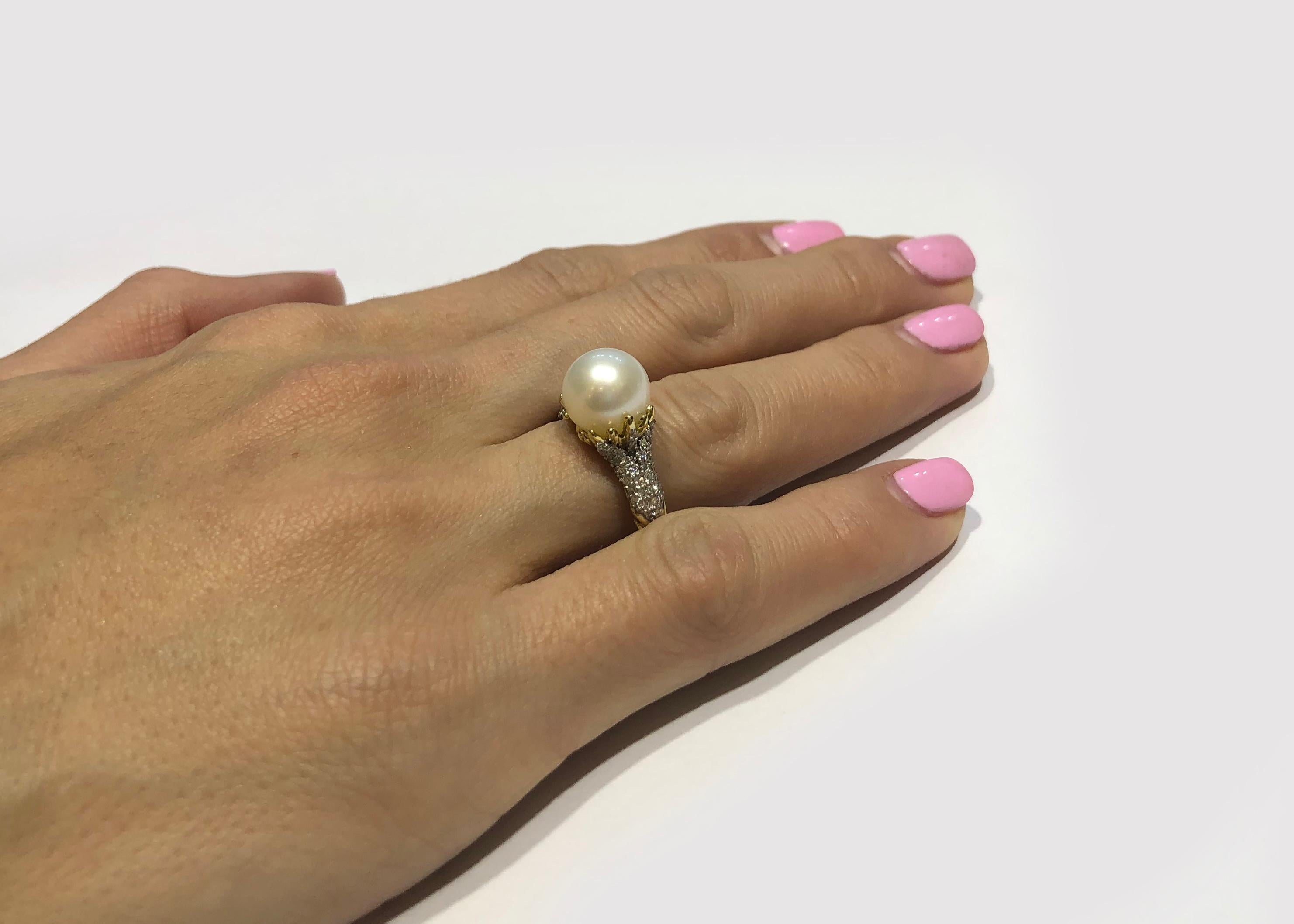 Women's David Yurman Rare Starburst Pearl 18 Karat Yellow Gold and Pave Diamond Ring