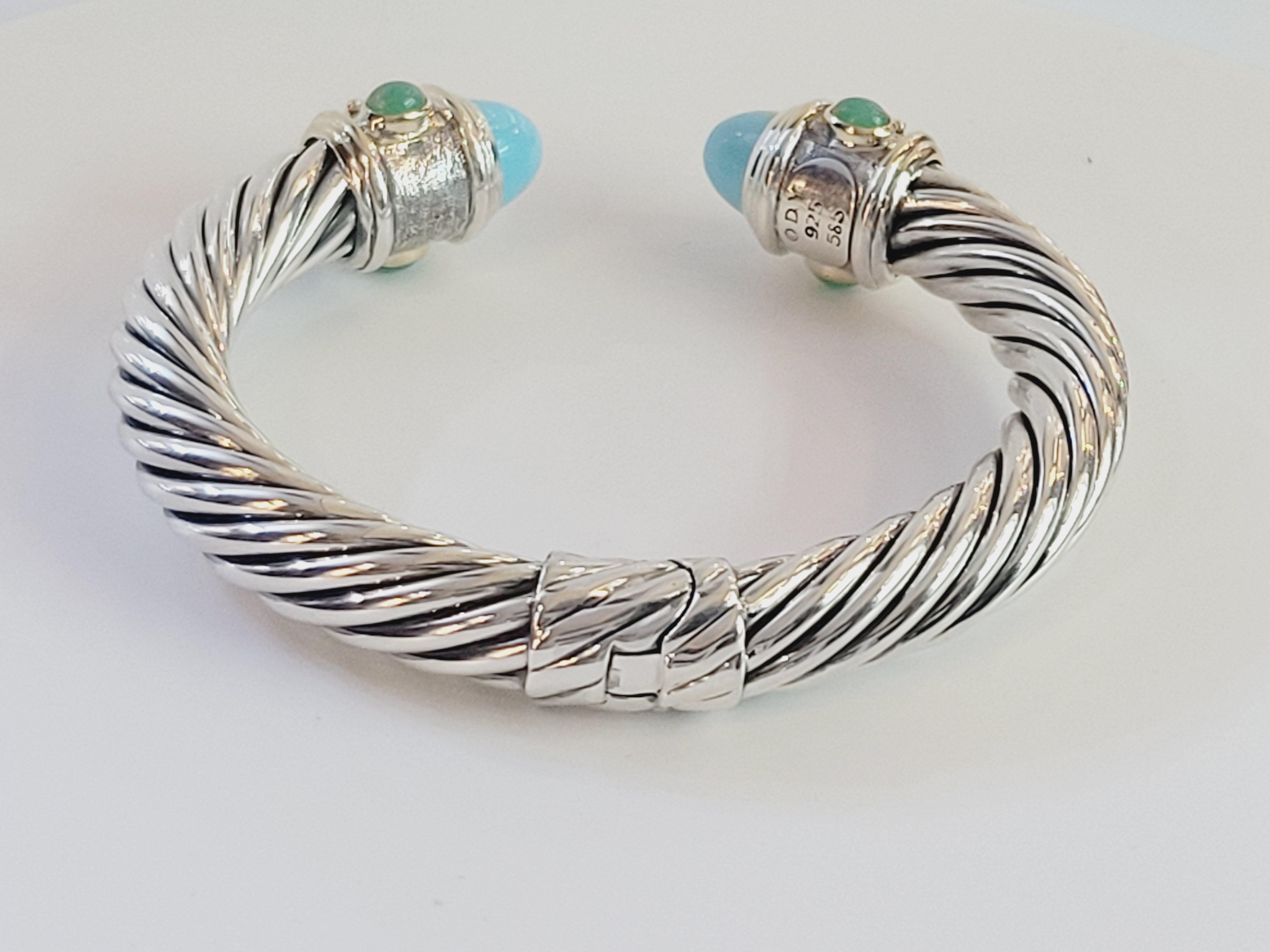 Brand David Yurman
Mint condition
Type bracelet
Bracelet, 10mm
Main stone Turquoise
Reconstituted turquoise, blue topaz and chrysoprase
Material sterling silver and 14k yellow gold
Metal purity 925
Comes with David Yurman original pouch