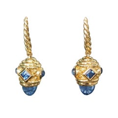 Vintage David Yurman Renaissance Drop Earrings with Light Blue Sapphire in 18 Karat Gold