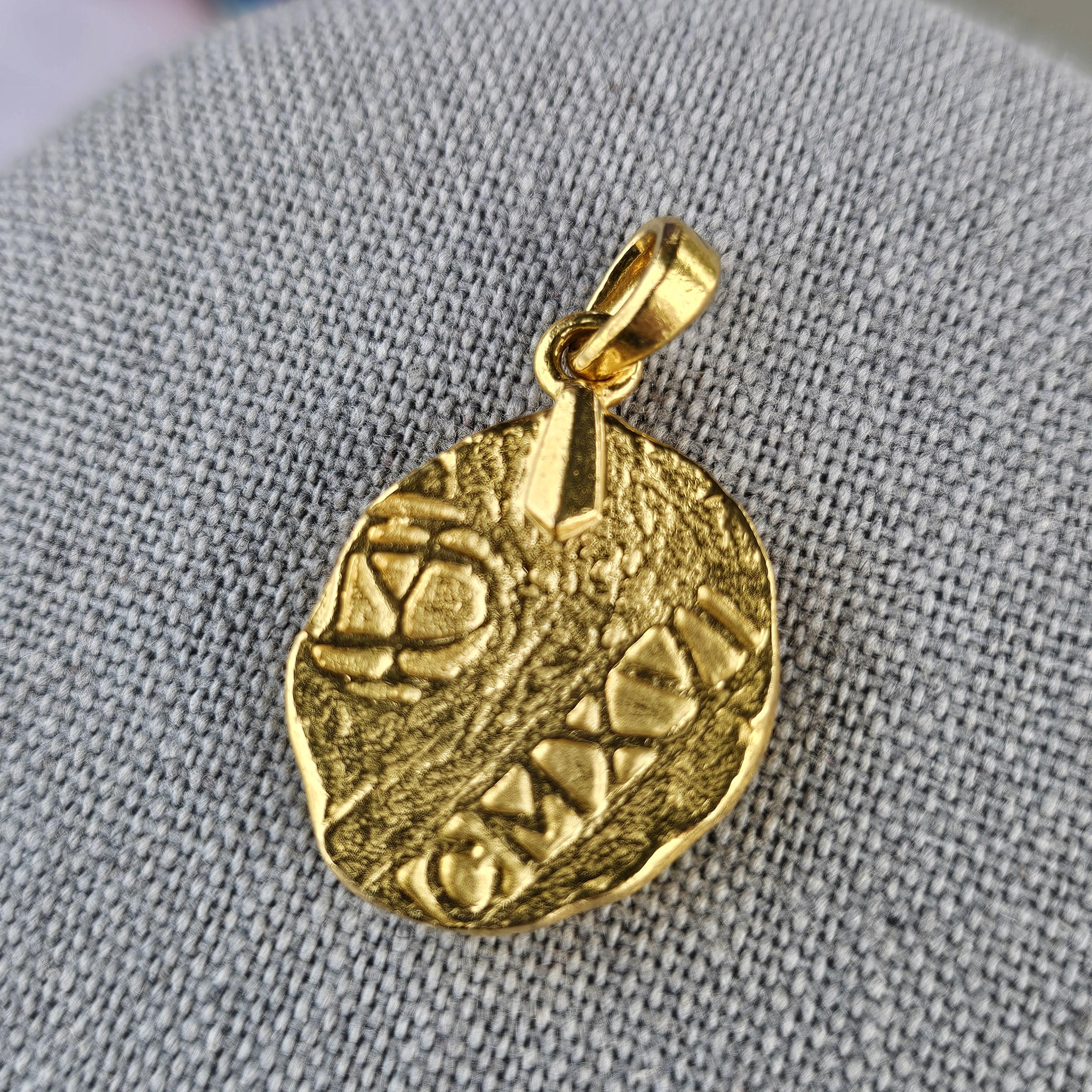 David Yurman Shipwreck Coin Pendant Amulet 22k Yellow Gold 3500 2