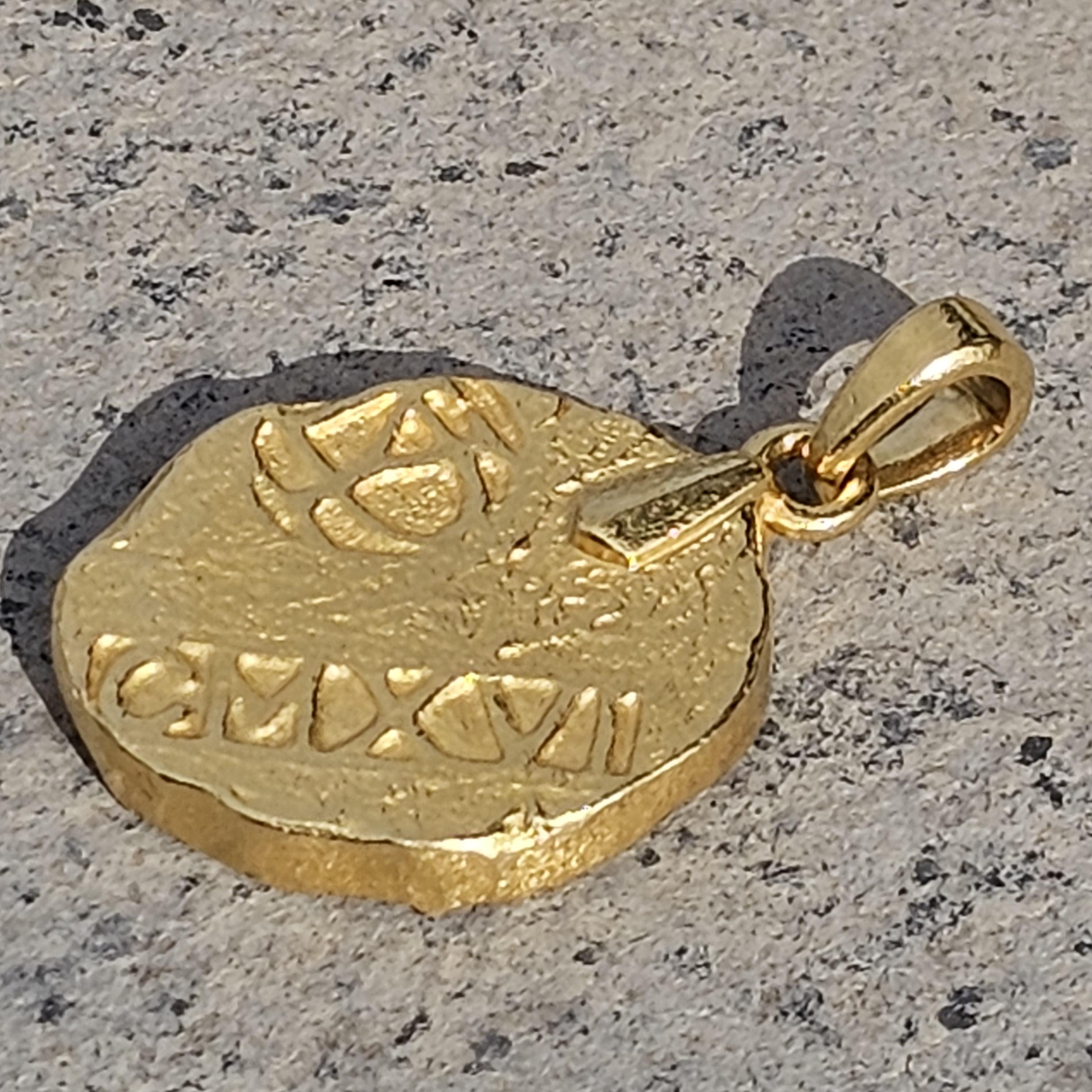David Yurman Shipwreck Coin Pendant Amulet 22k Yellow Gold 3500 3