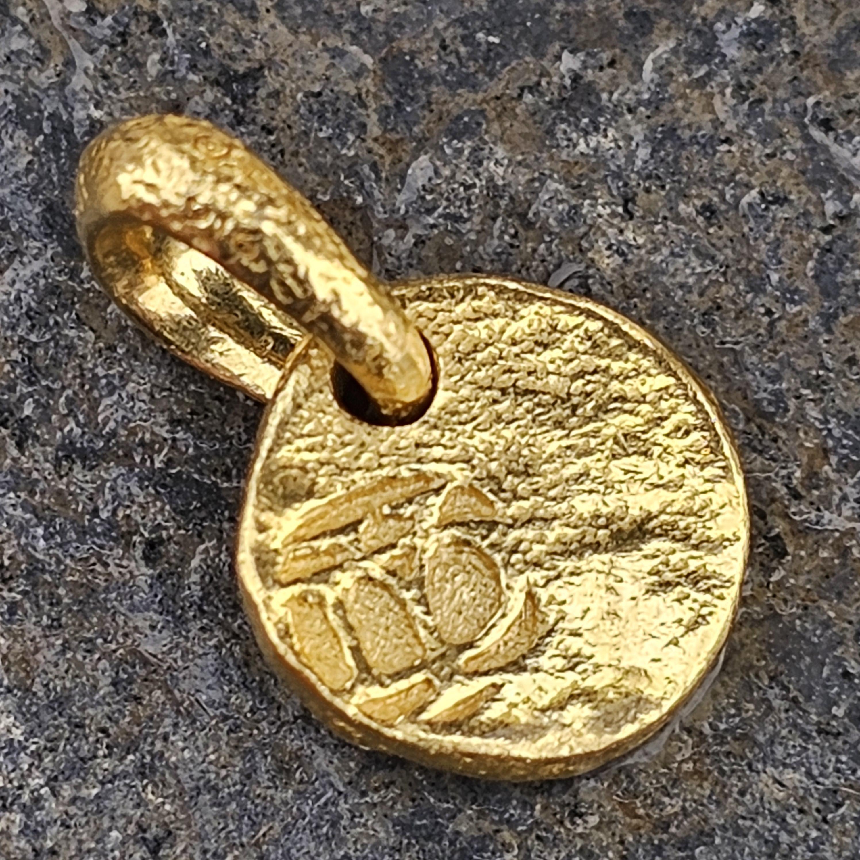David Yurman Shipwreck Coin Pendant Amulet 22k Yellow Gold Small Mini Version 1