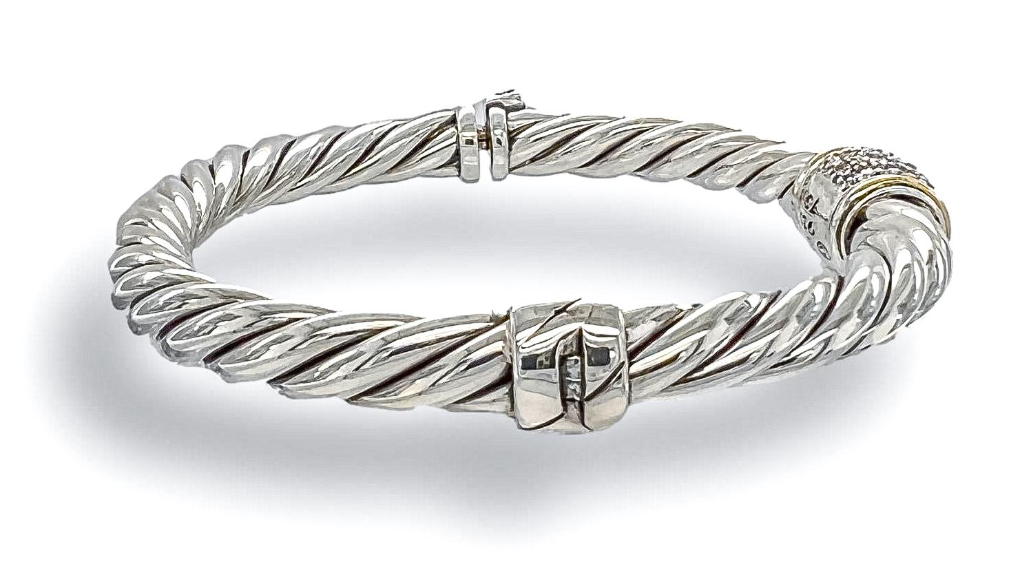 David Yurman Silver and 18K Cable Classics Vintage Pave Diamond Bangle Bracelet In Excellent Condition In New York, NY