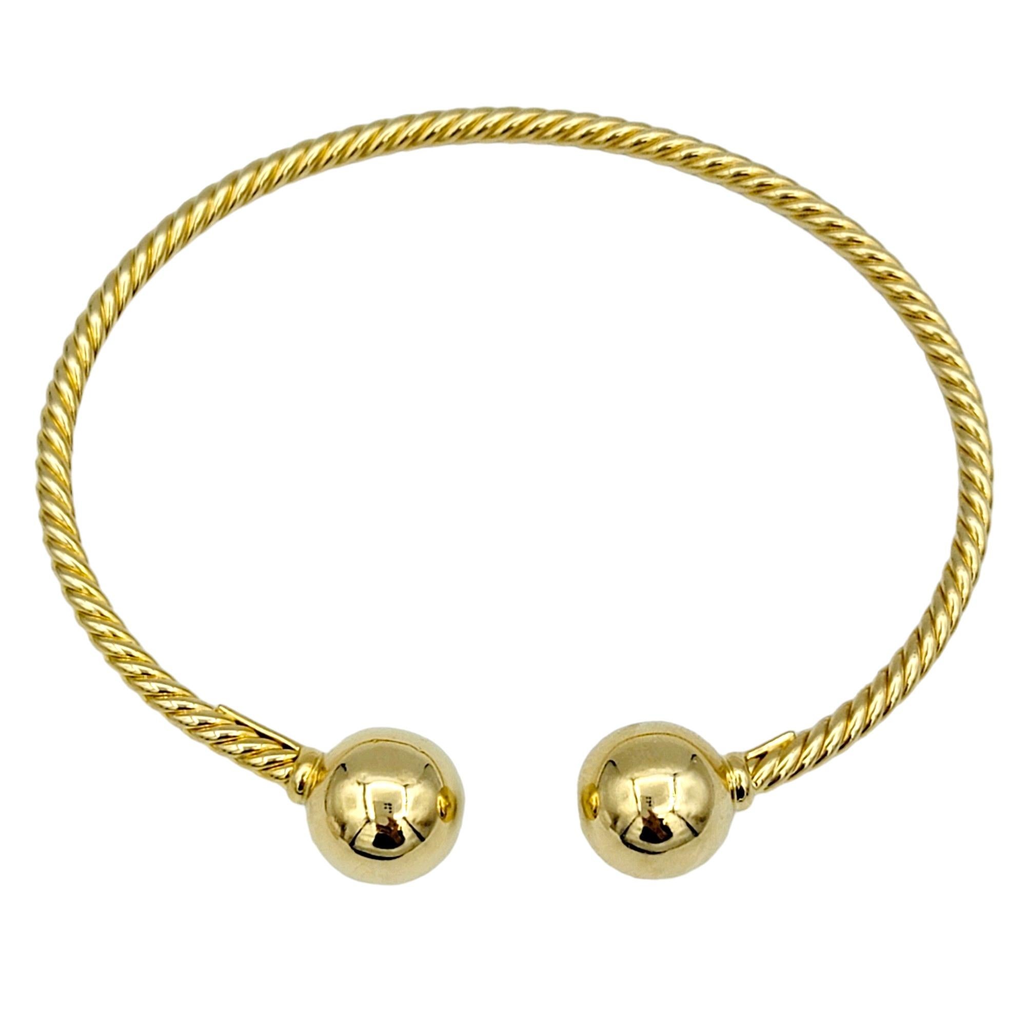 David Yurman Solari Cablespira Twisted Cuff Bracelet Set in 18 Karat Yellow Gold In Good Condition For Sale In Scottsdale, AZ
