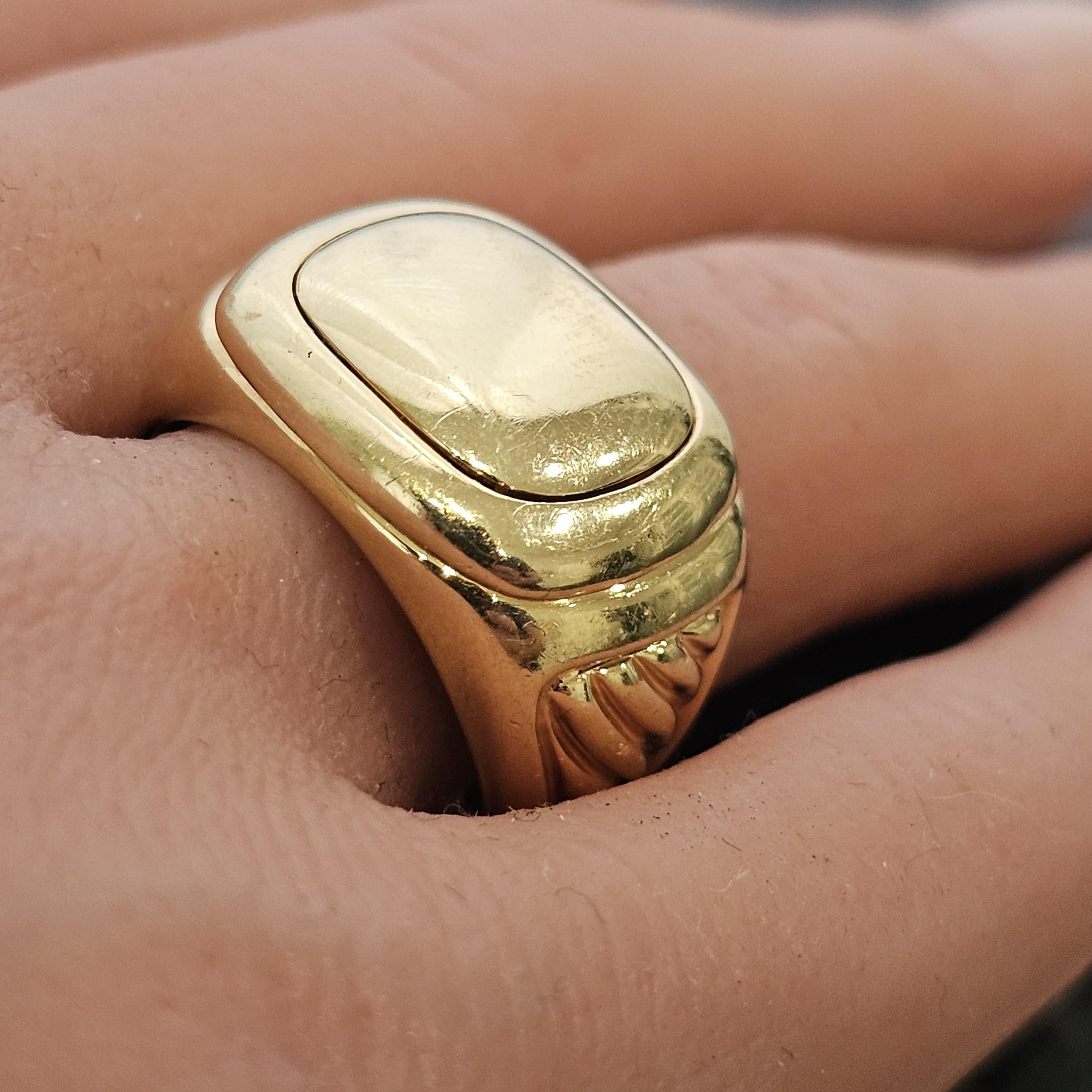 David Yurman Solid 18k Yellow Gold Signet Top Cable Side 17g sz 8.75 Albion Bon état - En vente à Northbrook, IL