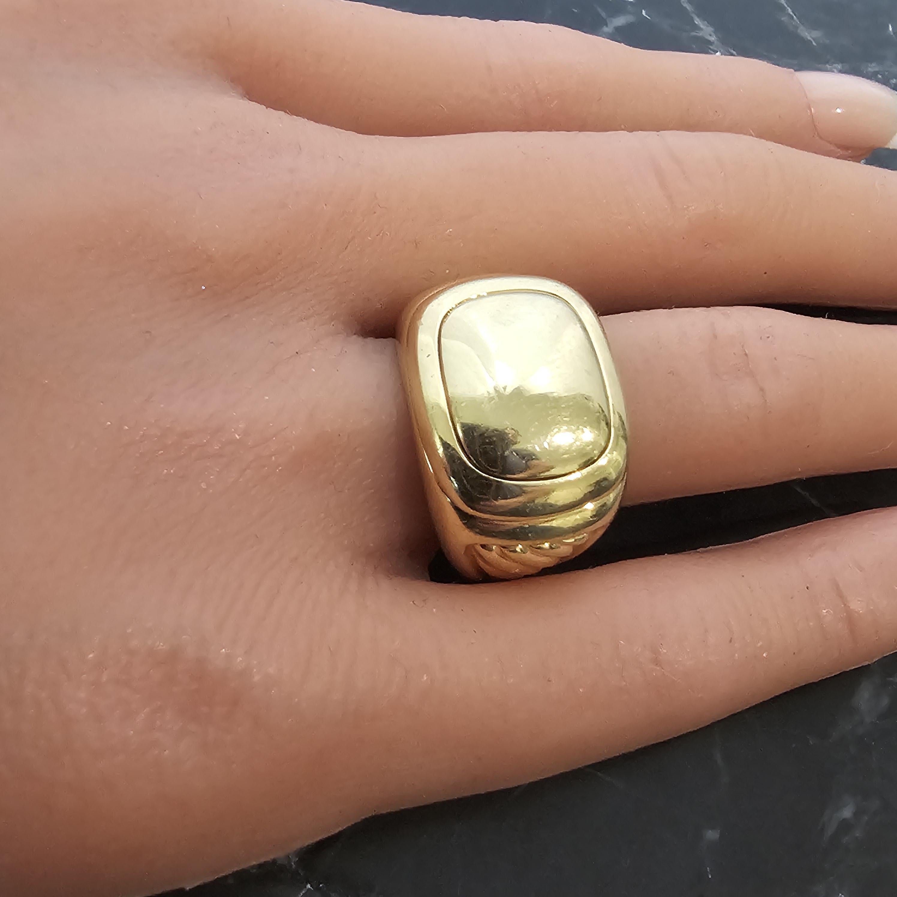 David Yurman Solid 18k Yellow Gold Signet Top Cable Side 17g sz 8.75 Albion Pour femmes en vente