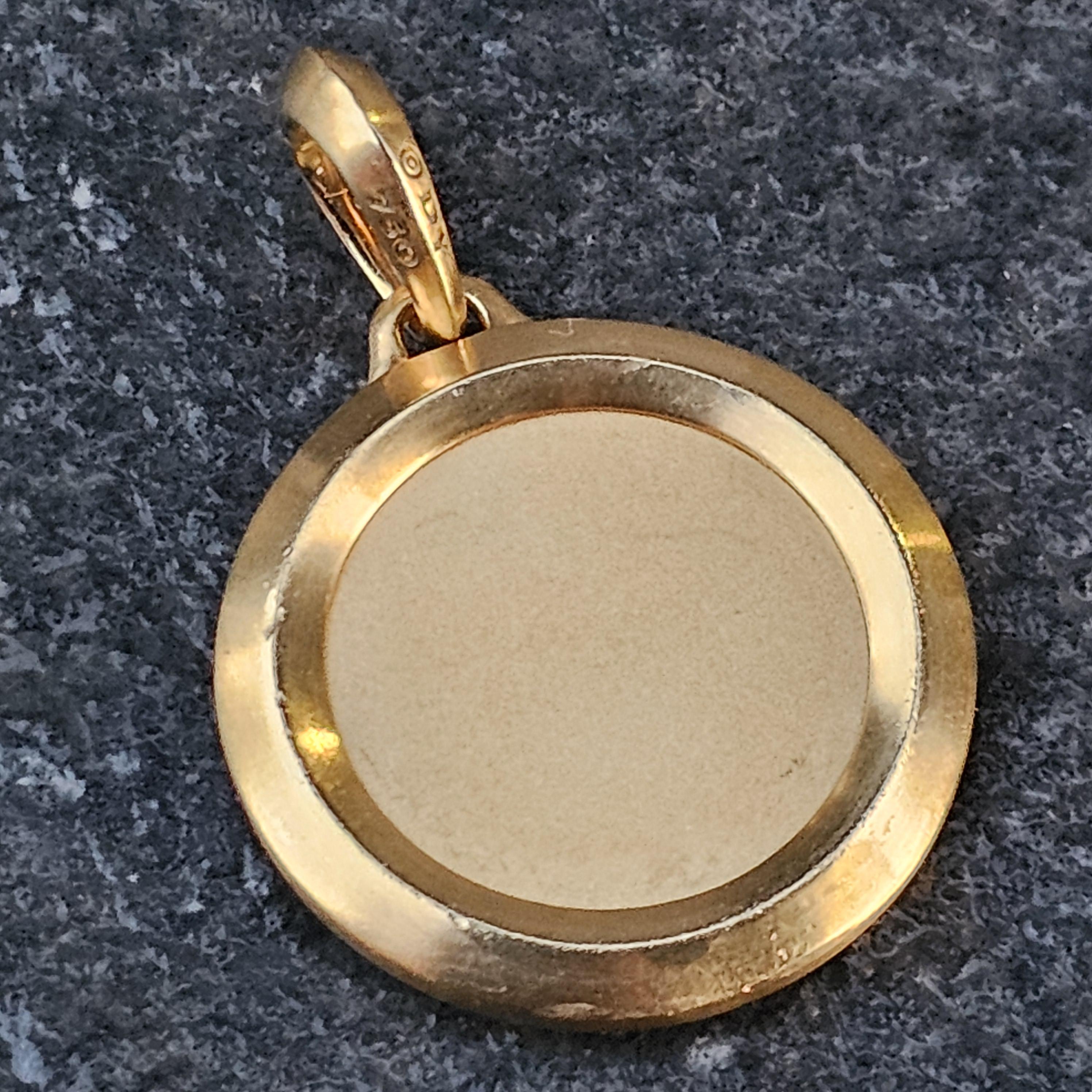 David Yurman St. Christopher Amulet Pendant 18k Yellow Gold .56ct Diamonds 5995 In Good Condition For Sale In Northbrook, IL