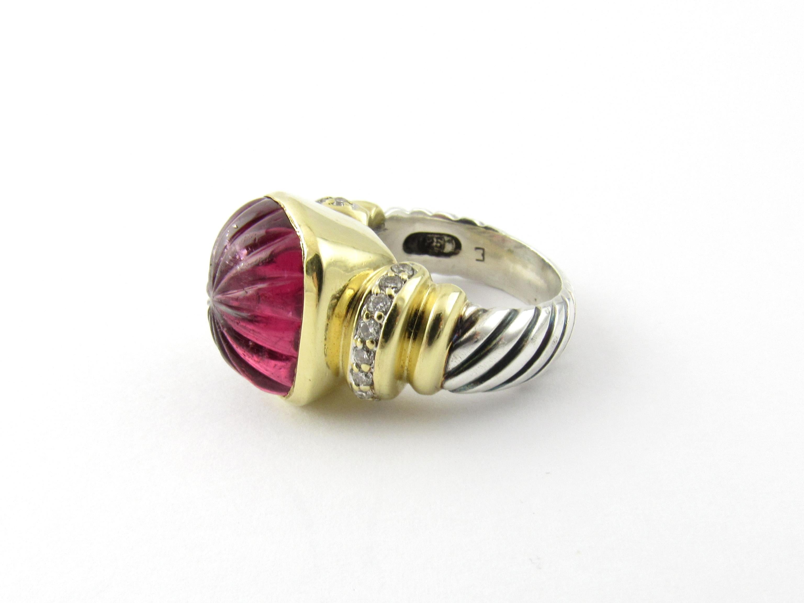 David Yurman Sterling Silver 18K Yellow Gold Carved Tourmaline and Diamond Ring

This authentic David Yurman ring is a size 5.25

The carved tourmaline stone is a pinkish - purple in color. 

Stone is approx. 14mm x 12mm

Tourmaline is a pinkish