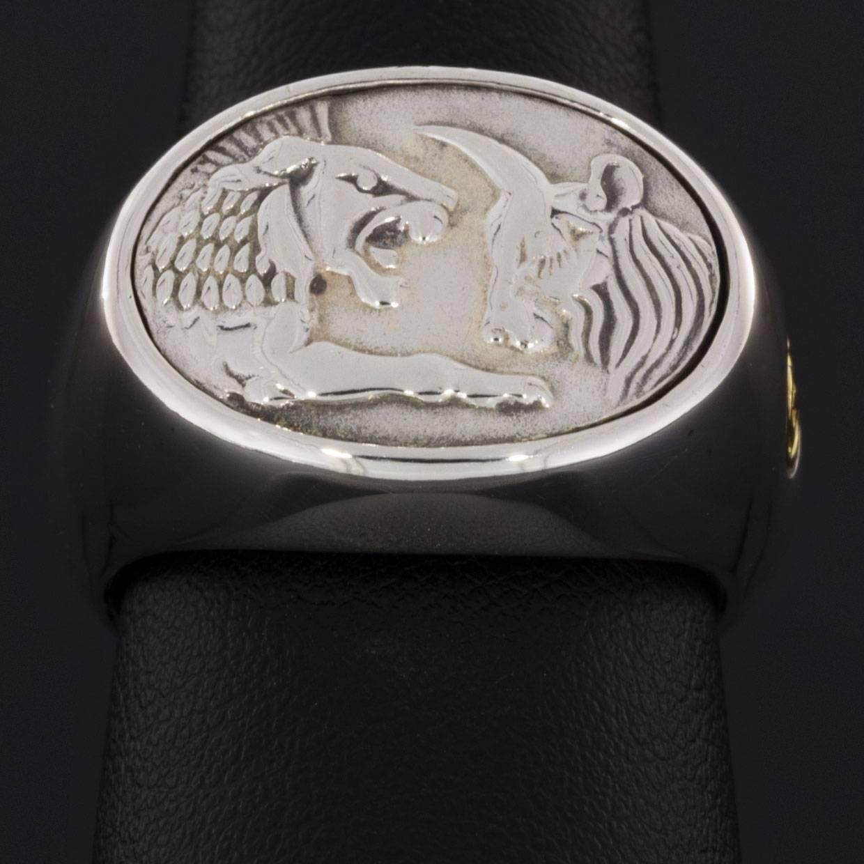 petrvs lion signet pinky ring