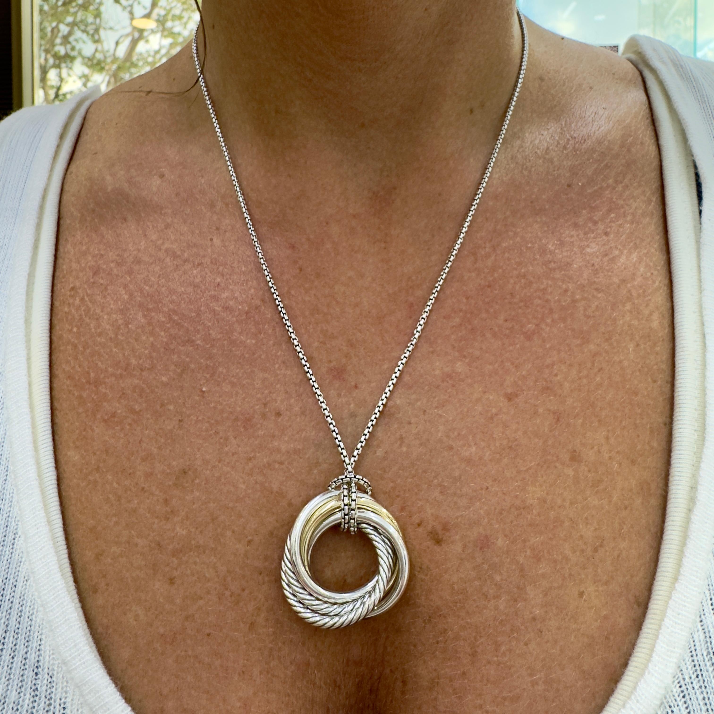 David Yurman Sterling Silver & 14K Gold 37MM Crossover Two Tone Pendant Necklace (Collier à pendentifs) en vente 3