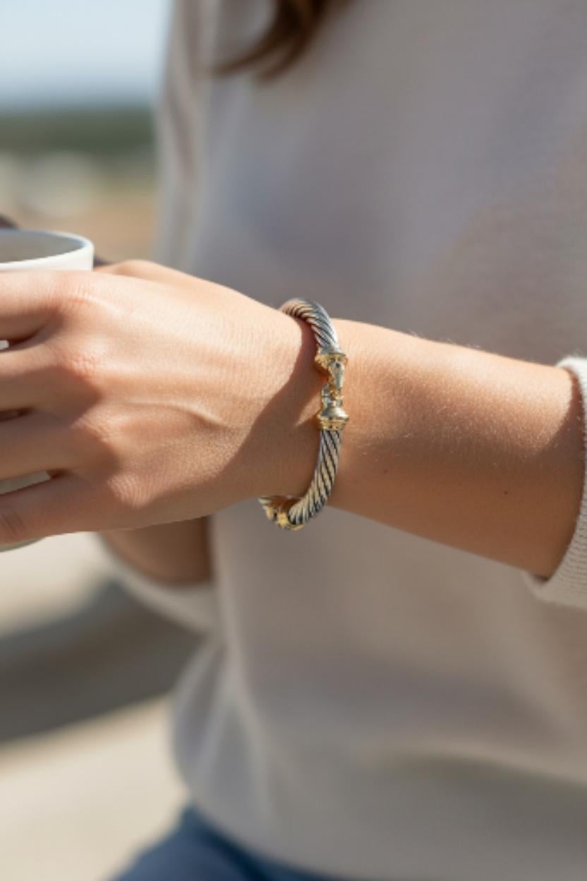 David Yurman Sterling Silver 14K Yellow Gold Renaissance Buckle Bracelet #24073 en Bueno estado para la venta en Washington Depot, CT