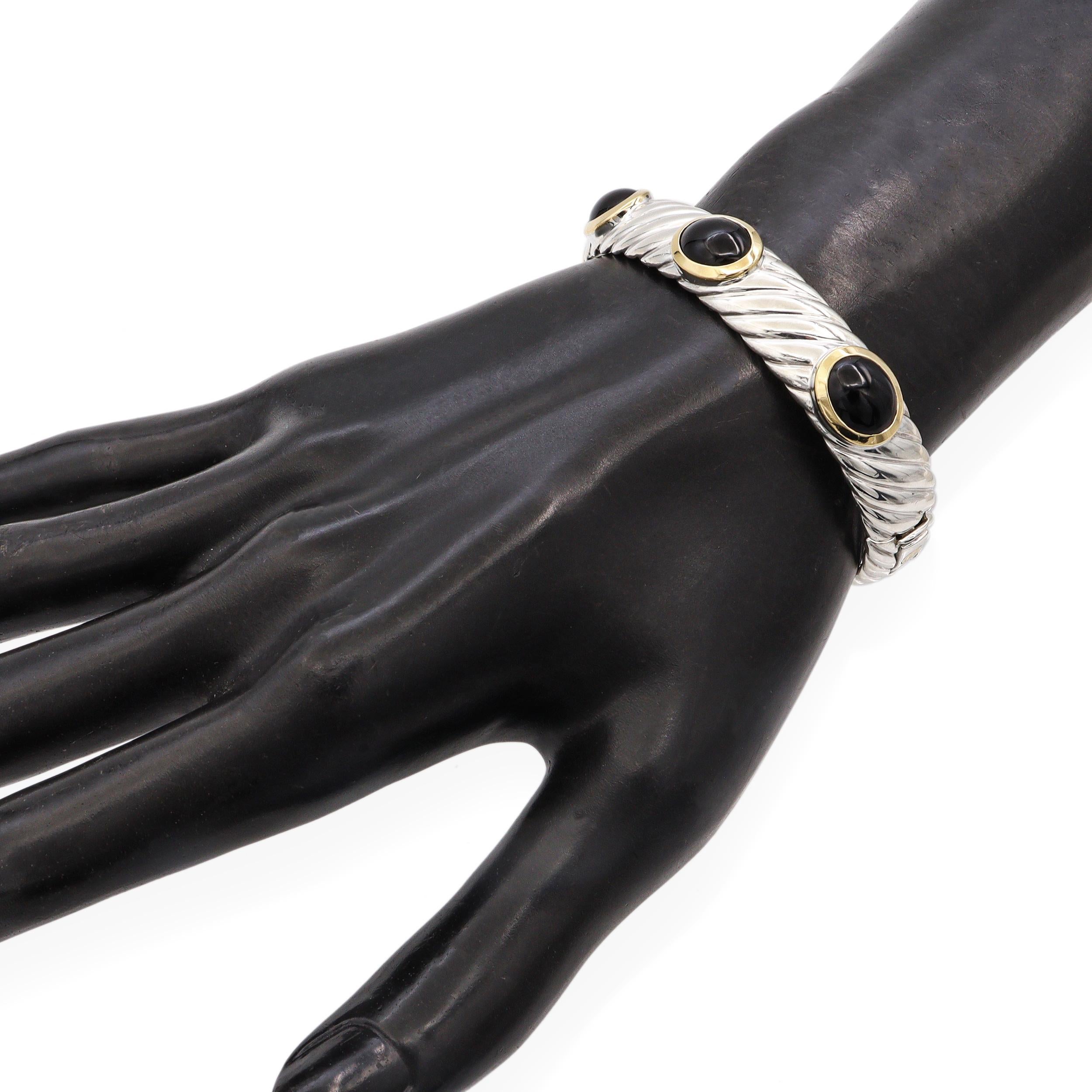 Cabochon David Yurman Bracciale con cavo in argento sterling e oro giallo 18 carati con onice nero in vendita