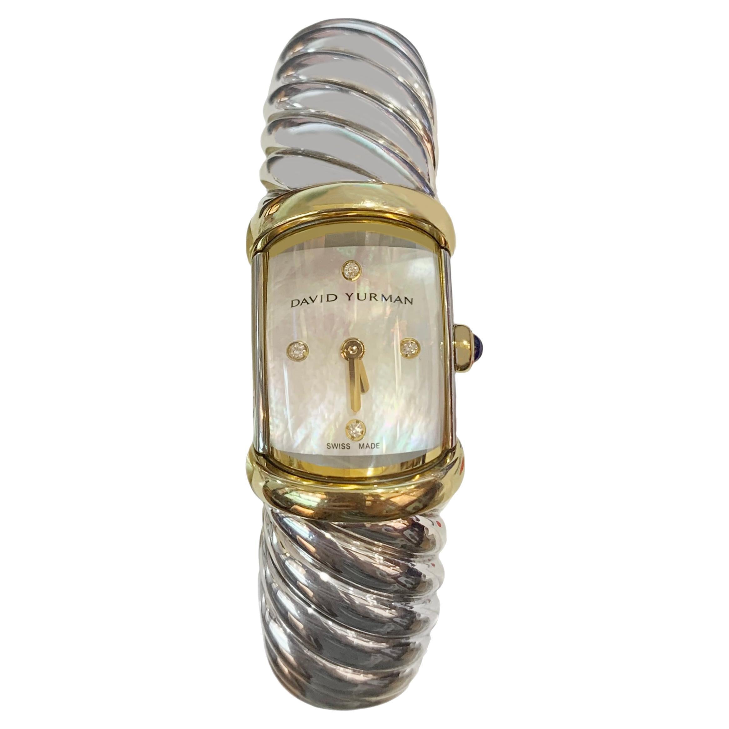 David Yurman: 18 Karat Gelbgold Damenuhr T209-S aus Sterlingsilber im Angebot