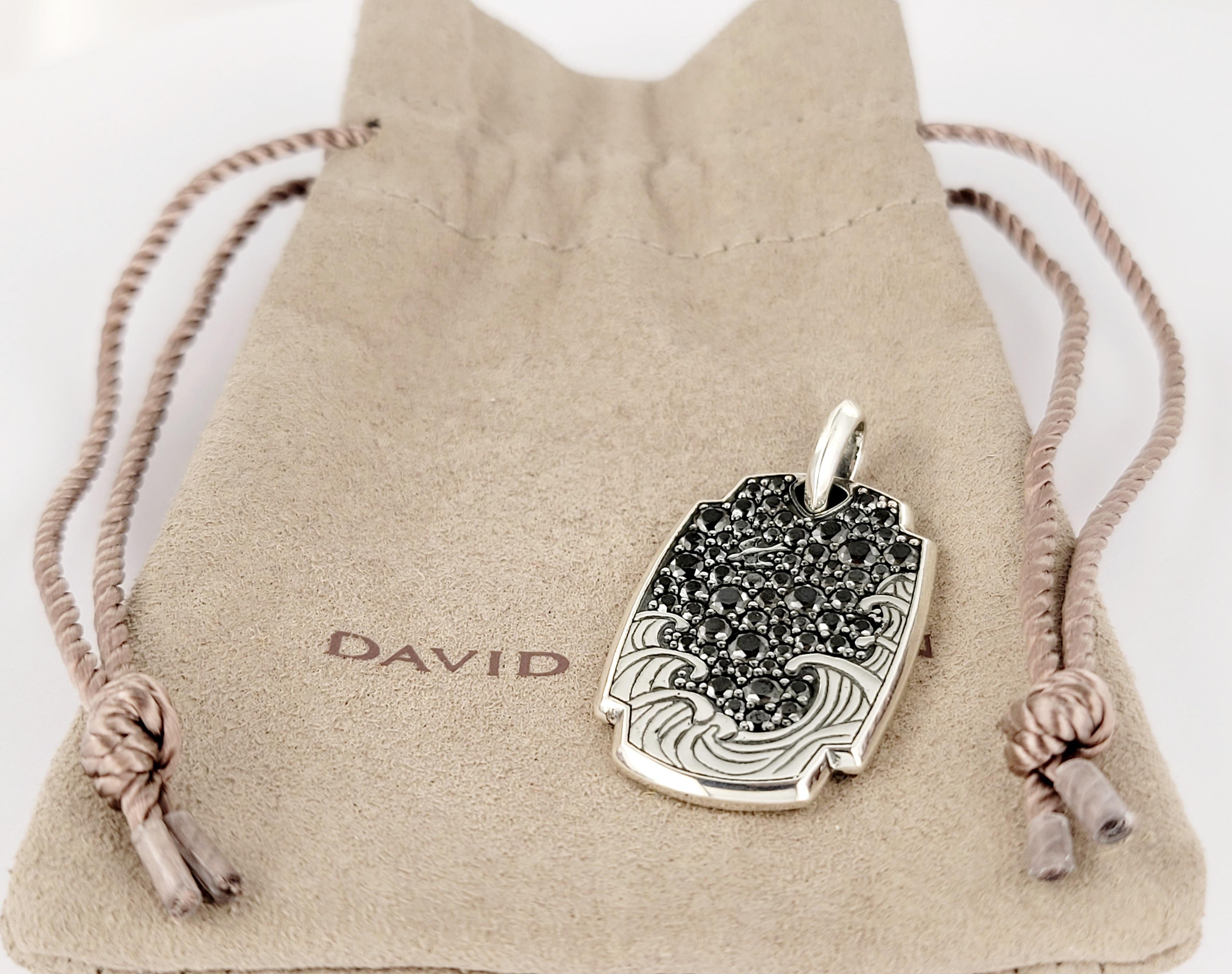 David Yurman sterling silver 32.5mm Waves black diamond amulet tag enhancer In New Condition For Sale In New York, NY