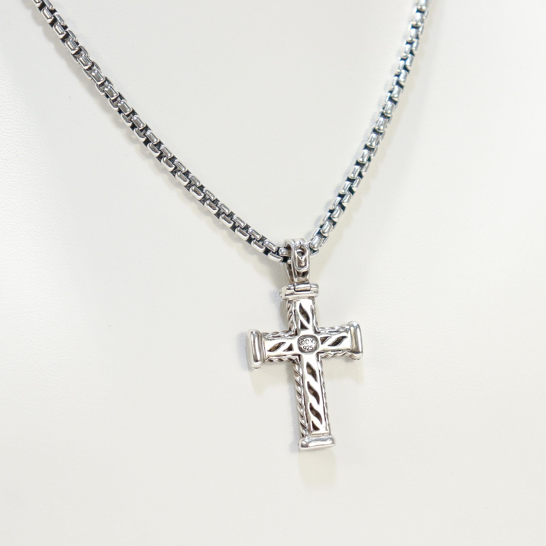 David Yurman - Collana con ciondolo a forma di croce e diamanti in argento sterling da 33 mm - e David Yurman - Collana con ciondolo a forma di croce e diamanti in vendita 5