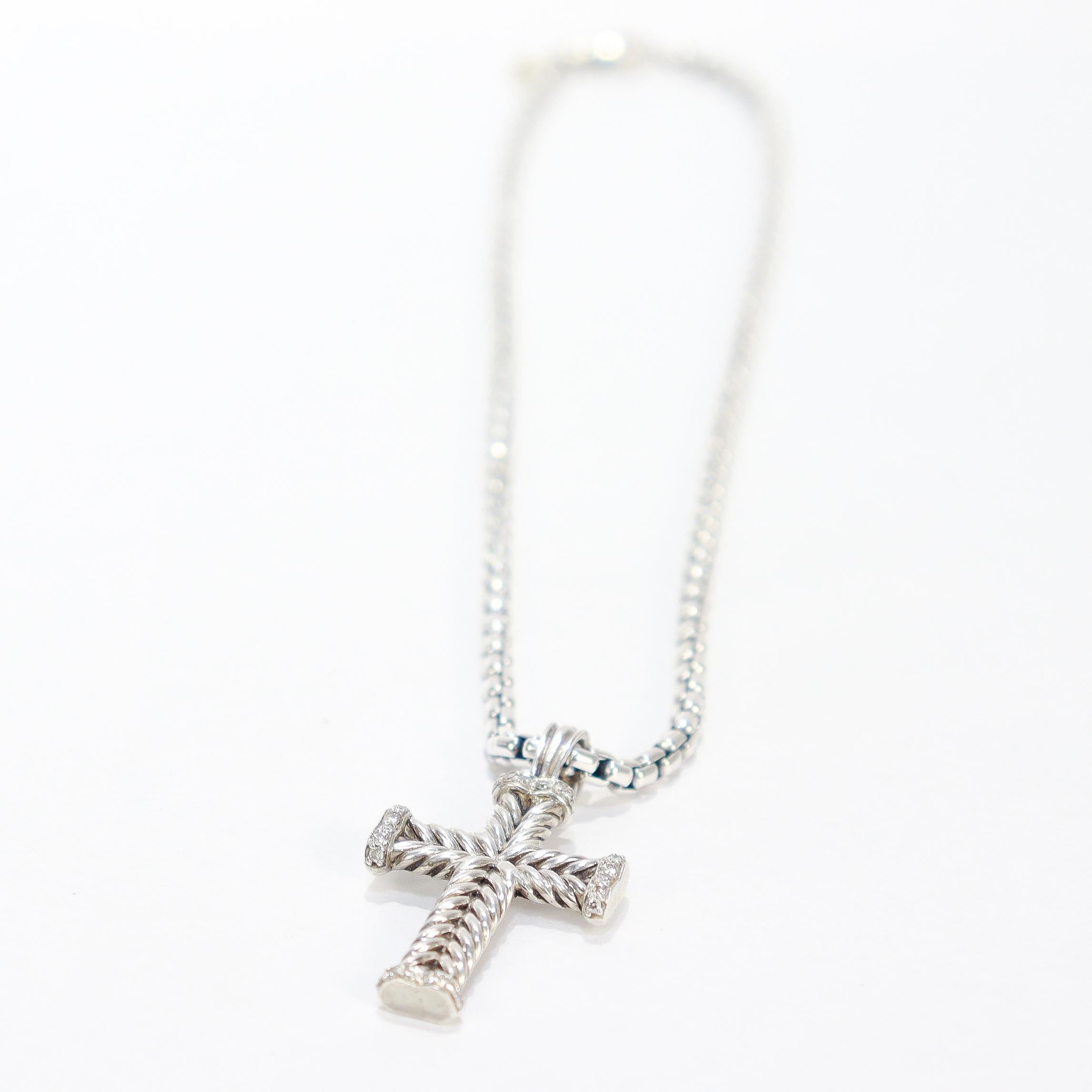 David Yurman - Collana con ciondolo a forma di croce e diamanti in argento sterling da 33 mm - e David Yurman - Collana con ciondolo a forma di croce e diamanti in vendita 6