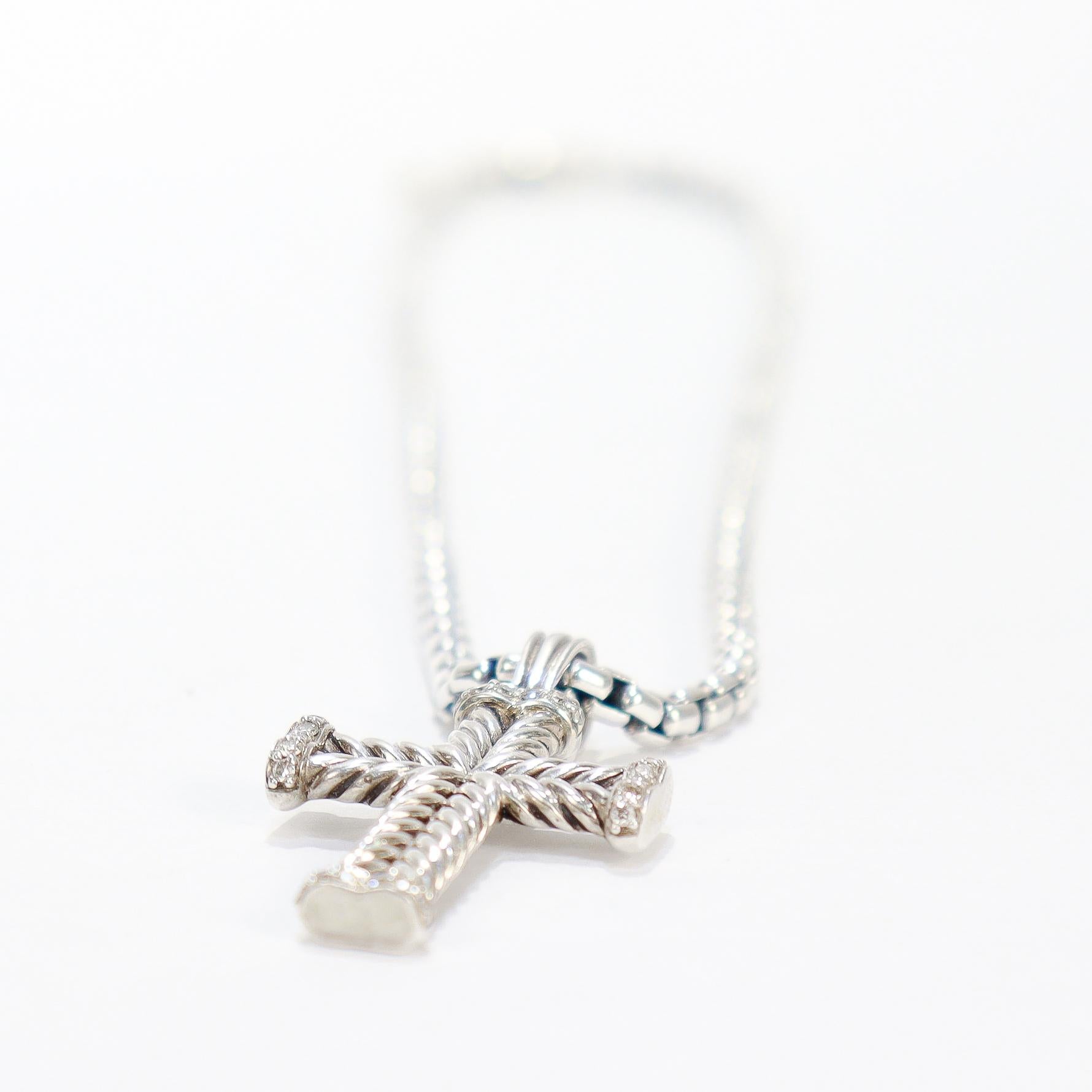 David Yurman - Collana con ciondolo a forma di croce e diamanti in argento sterling da 33 mm - e David Yurman - Collana con ciondolo a forma di croce e diamanti in vendita 7