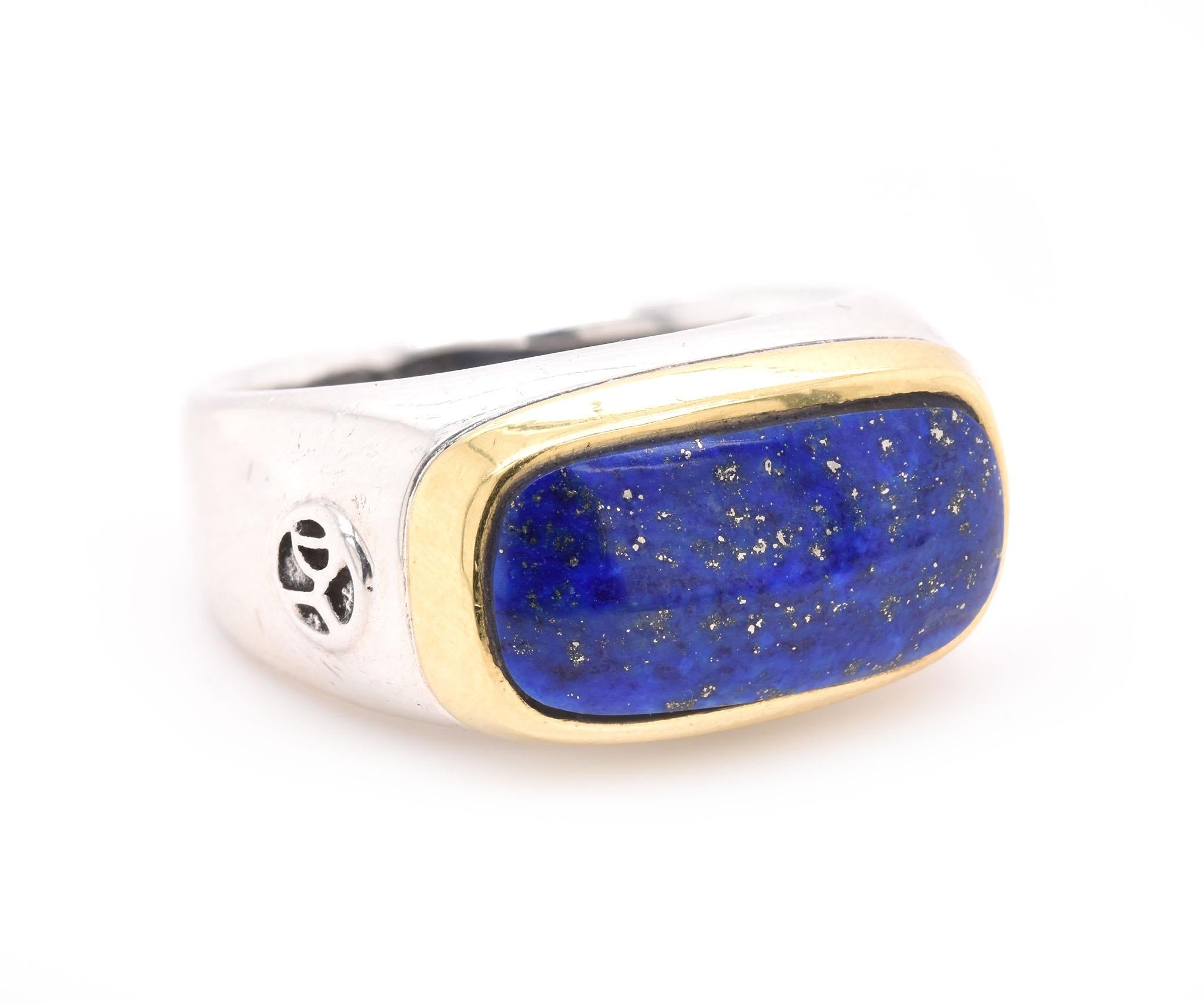 David Yurman Sterling Silver and 18 Karat Yellow Gold Lapis Ring In Excellent Condition In Scottsdale, AZ