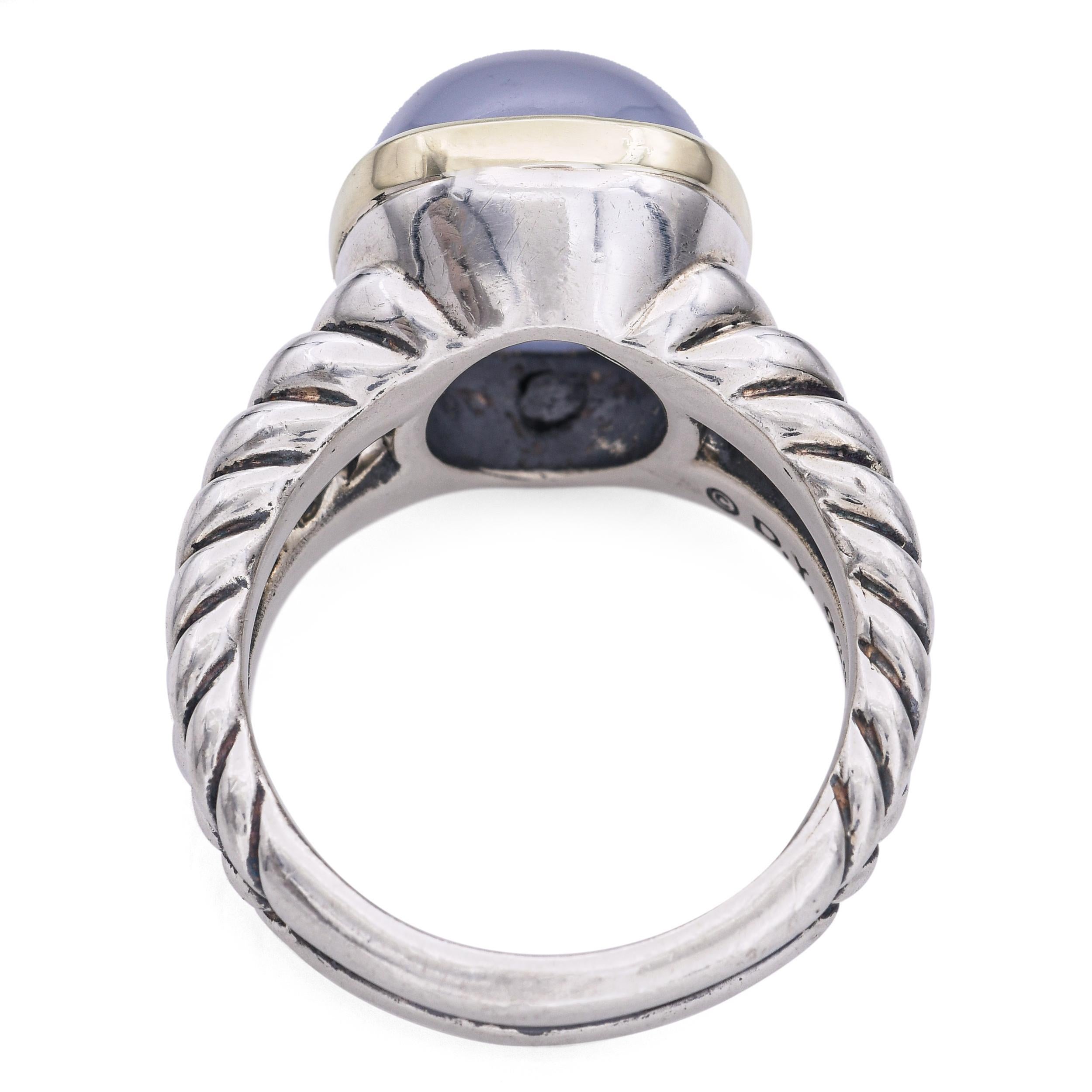 da uomo o donna David Yurman Anello intrecciato in argento sterling e oro giallo 18k con calcedonio blu in vendita