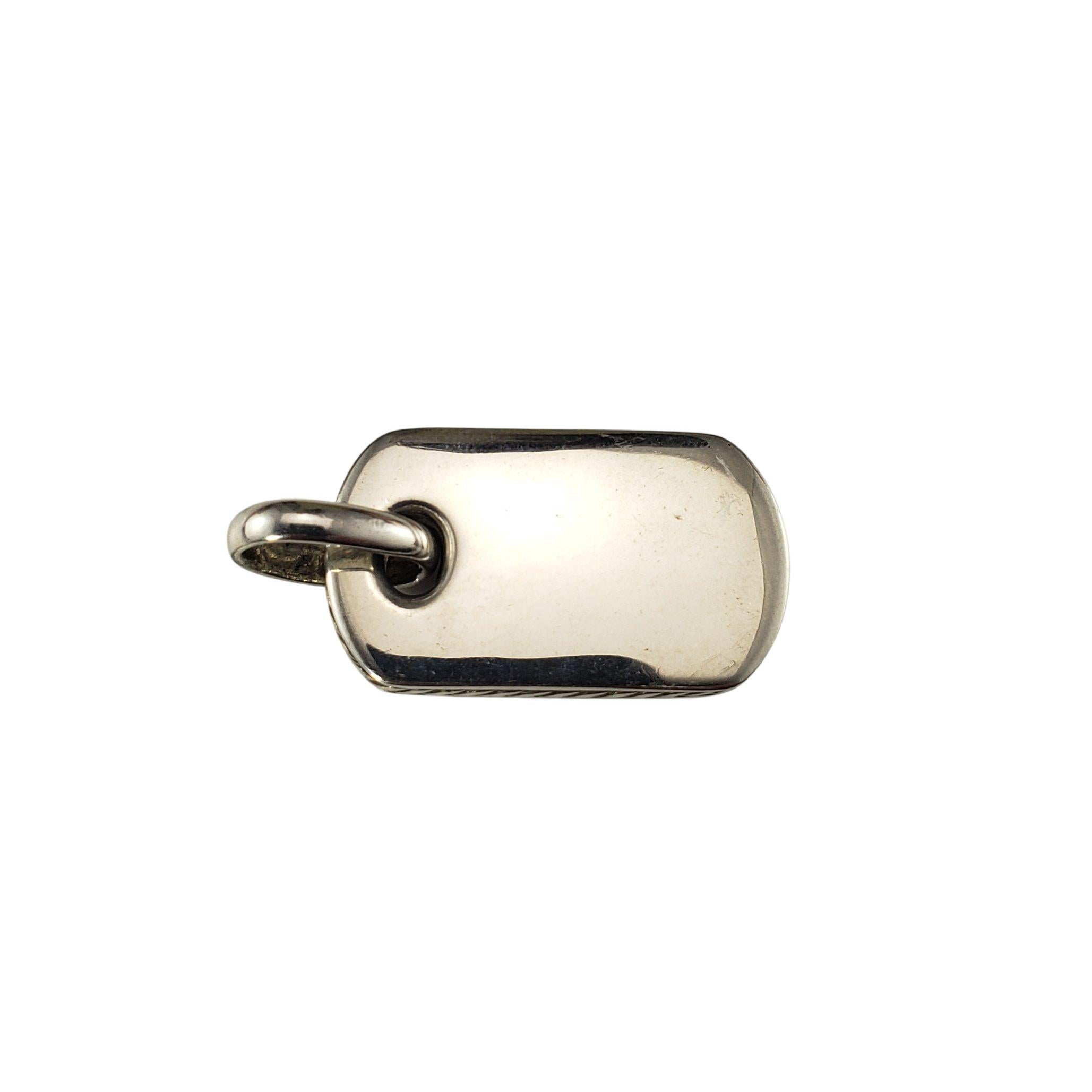 Taille ronde David Yurman Sterling Silver Black Onyx and Black Diamond Dog Tag Pendentif #22969 en vente