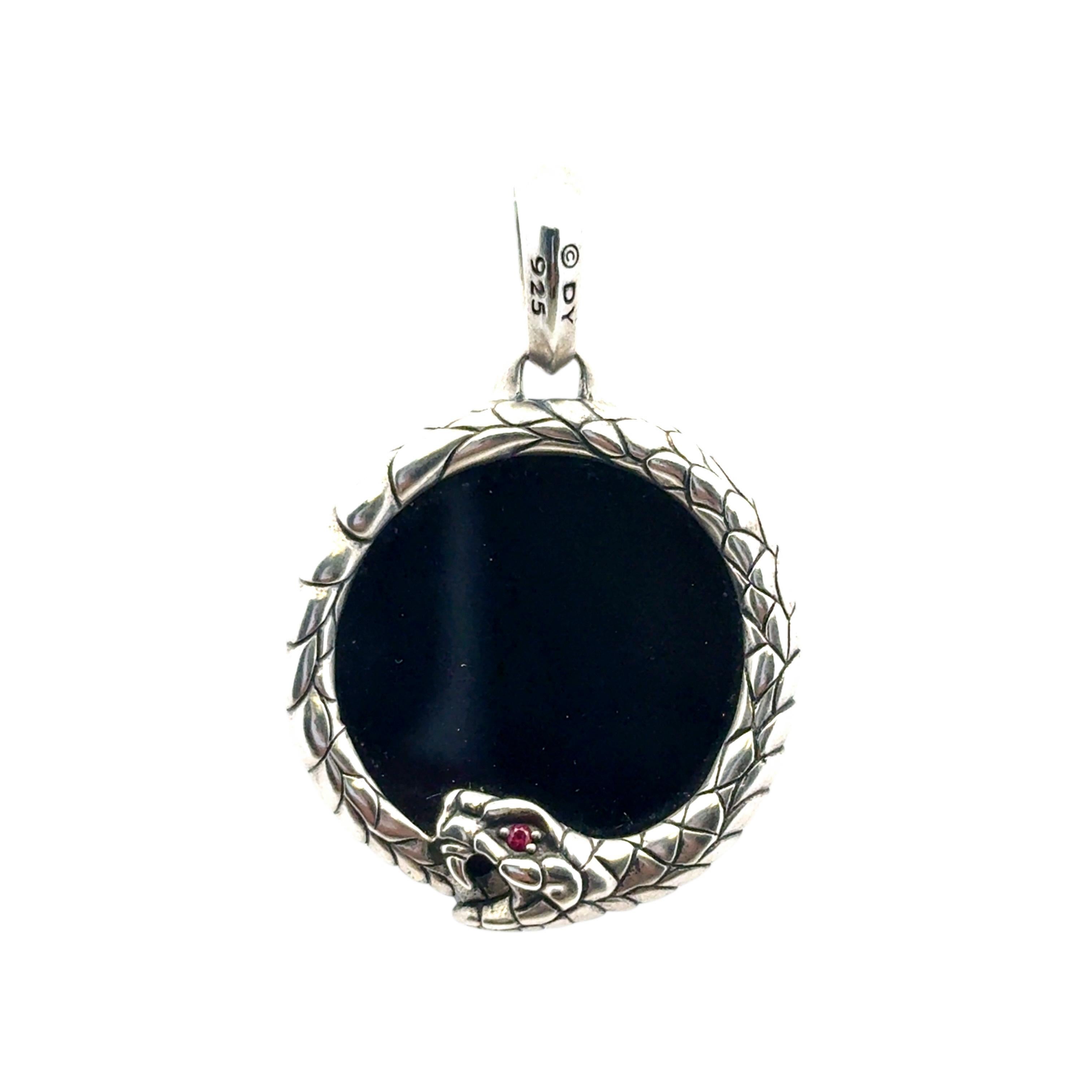 David Yurman Sterling Silver Black Onyx and Ruby Cairo Ouroboros Amulet For Sale 5