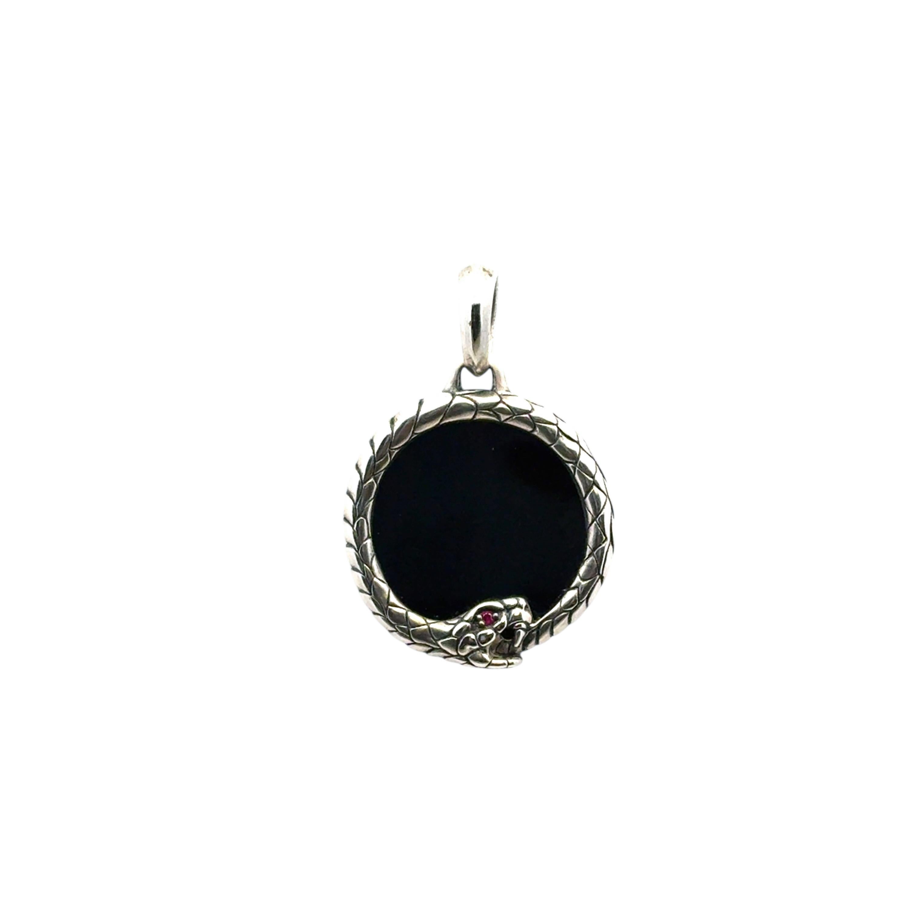 David Yurman Sterling Silver Black Onyx and Ruby Cairo Ouroboros Amulet For Sale 2