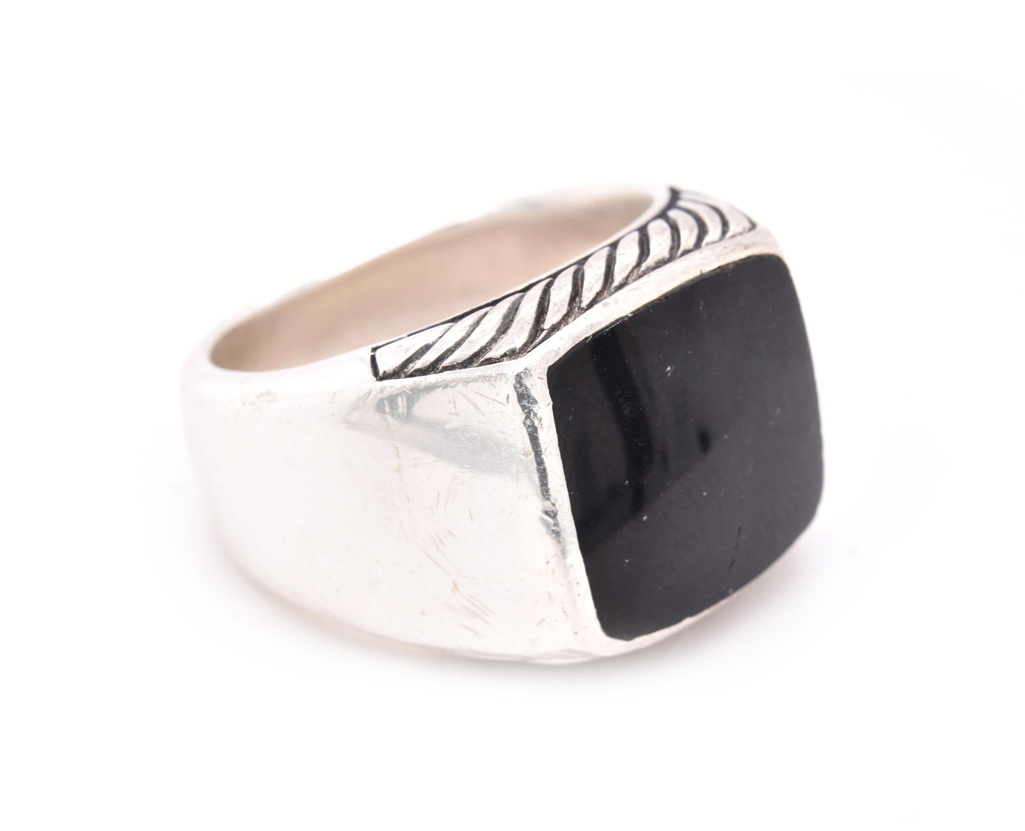 Designer: David Yurman
Material: Sterling Silver 
Dimensions: Ring measures 17.5 X 25.3mm
Size: 9
Weight: 20.99 grams
