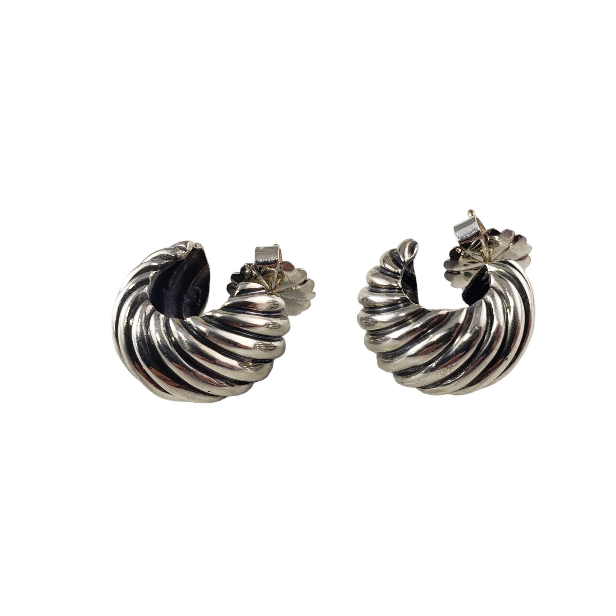 David Yurman Sterling Silver Cable Earrings In Good Condition In Washington Depot, CT