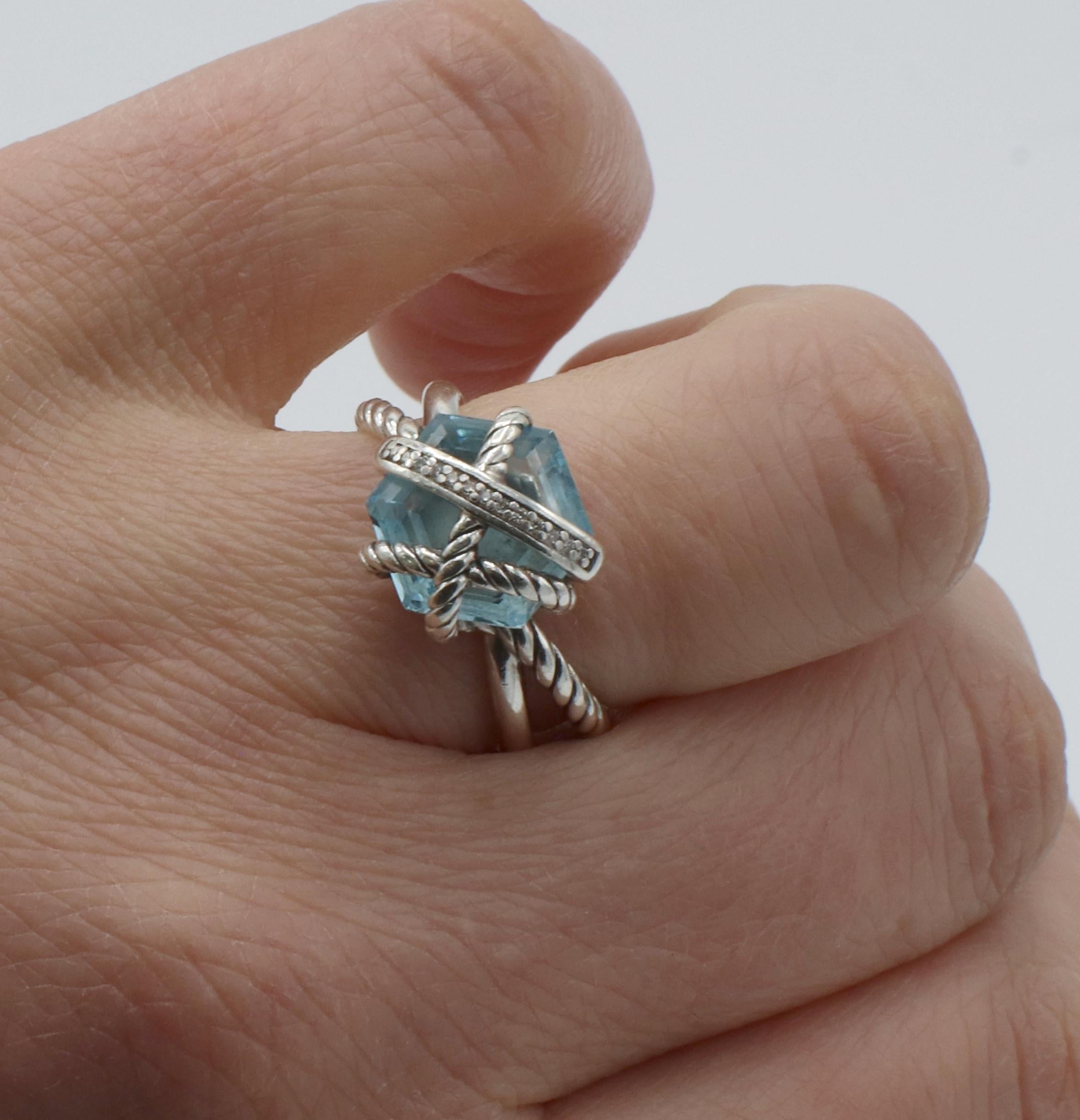 David Yurman Bague portefeuille câble en argent sterling avec topaze bleue et diamants Bon état - En vente à  Baltimore, MD