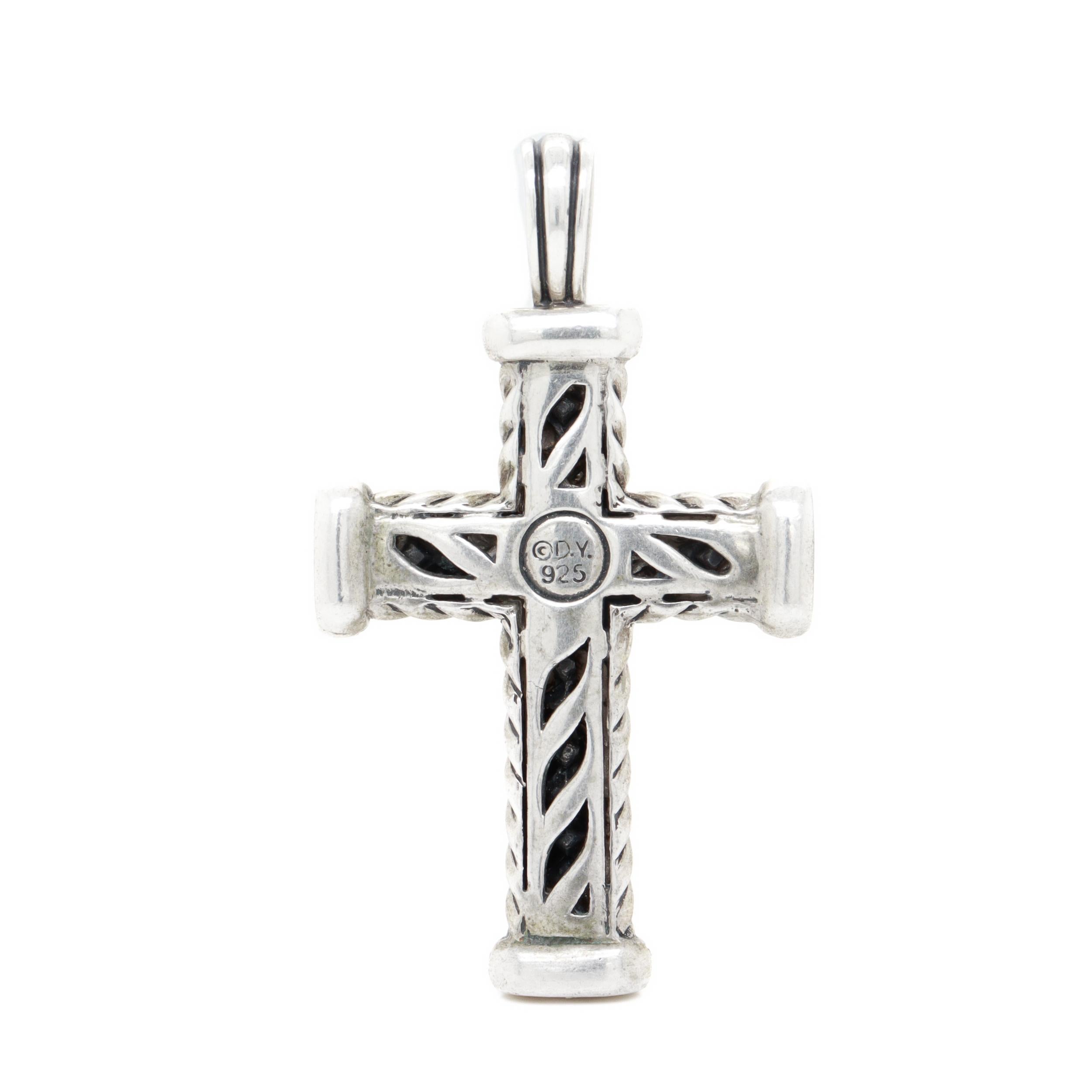 Pendentif en argent David Yurman Chevron Cross avec diamants en vente 3