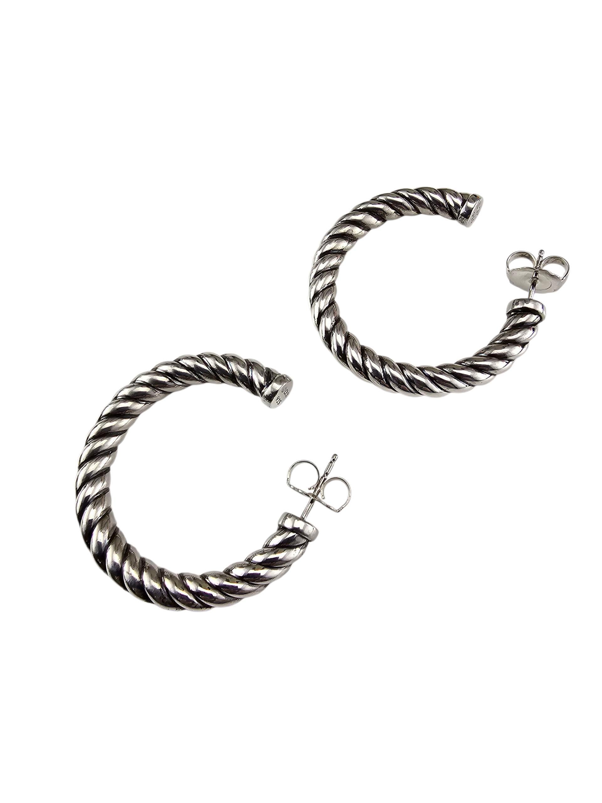 Contemporaneo David Yurman Orecchini classici a cerchio con cavo in argento 925 con astuccio #23661 in vendita