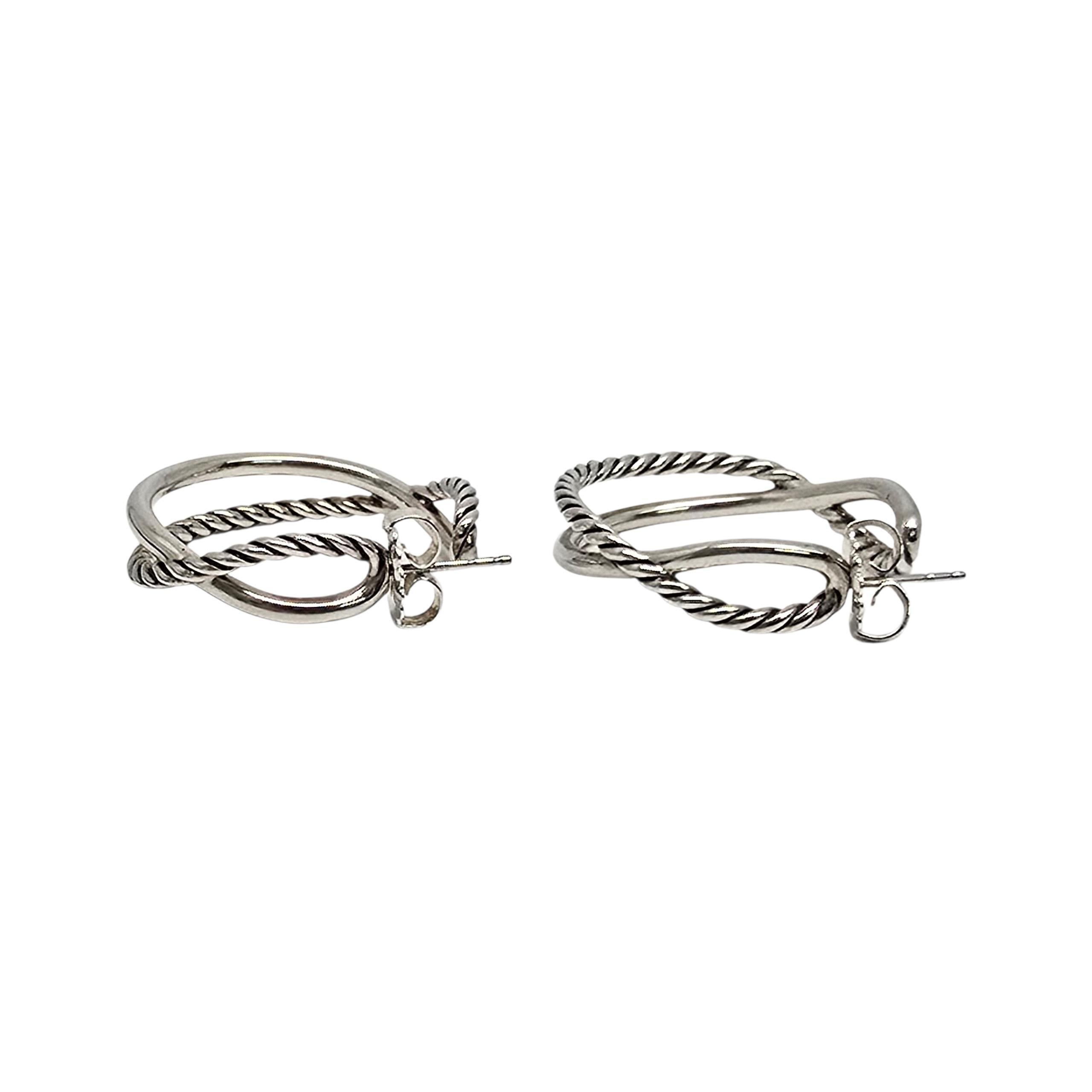 David Yurman Orecchini a cerchio incrociato in argento 925 #22228 In condizioni buone in vendita a Washington Depot, CT