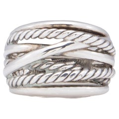 Anillo ancho con diseño entrecruzado de plata de ley de David Yurman - Talla 8