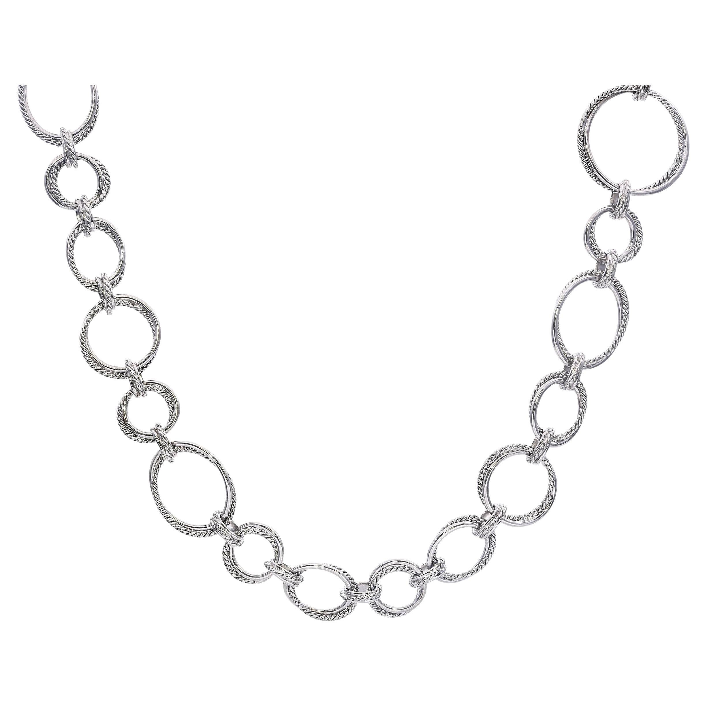Collar con Aros Infinito de Diamantes de Plata de Ley David Yurman en venta