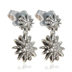 Pendientes David Yurman de plata de ley con diamantes en forma de estrella
