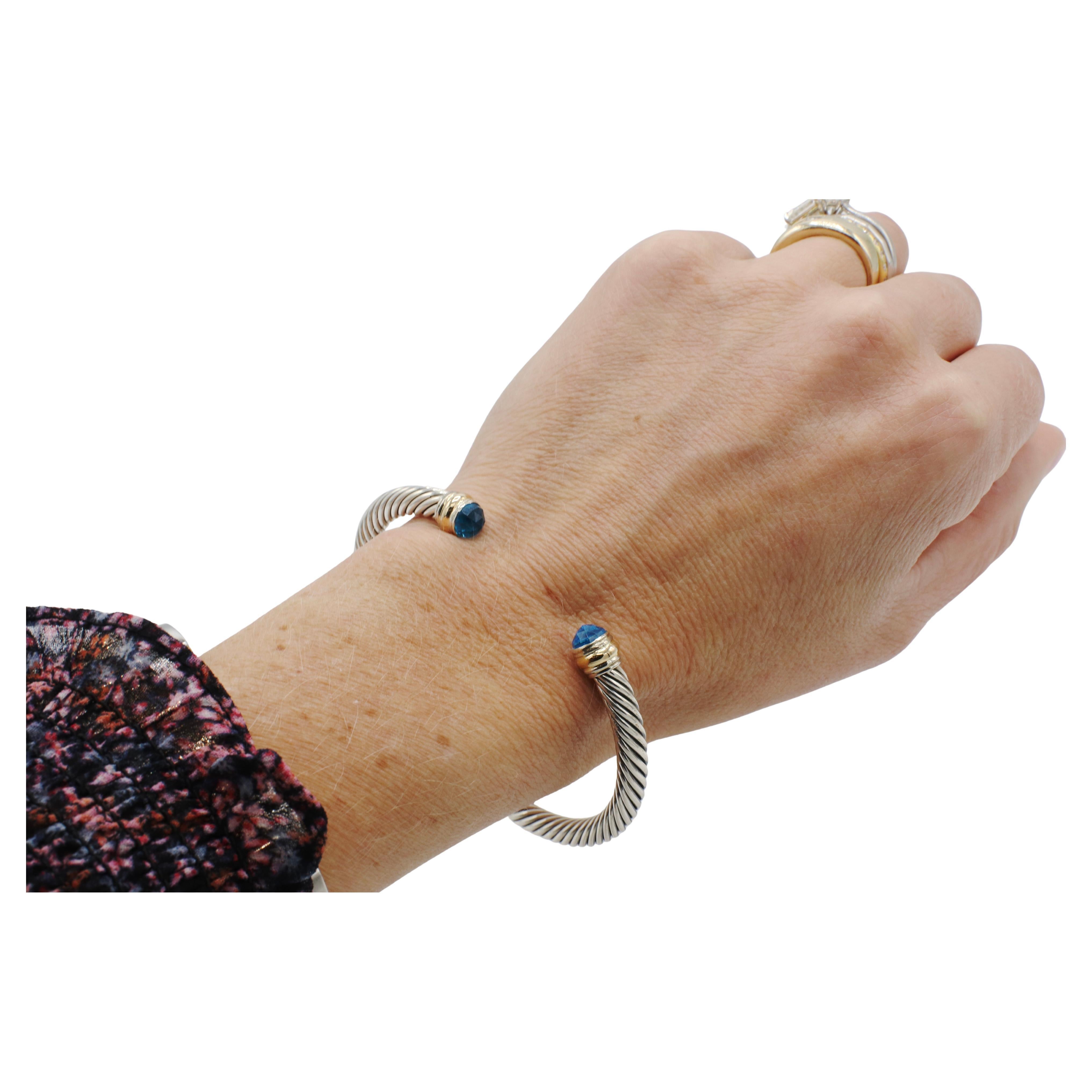 Taglio rotondo David Yurman Bracciale classico con cavo in argento e oro con topazio blu 5MM in vendita