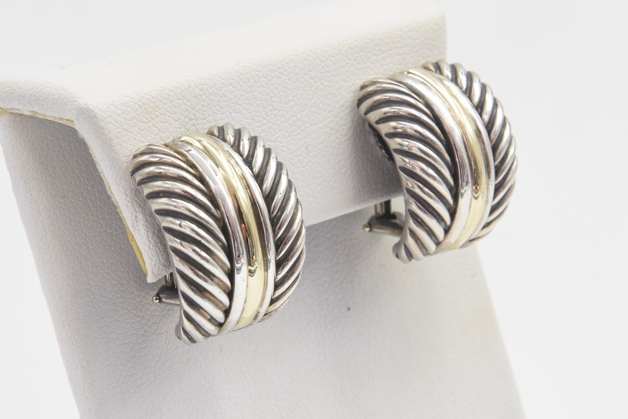 David Yurman Sterling Silver Gold Cable Hoop Earrings In Good Condition For Sale In Miami Beach, FL