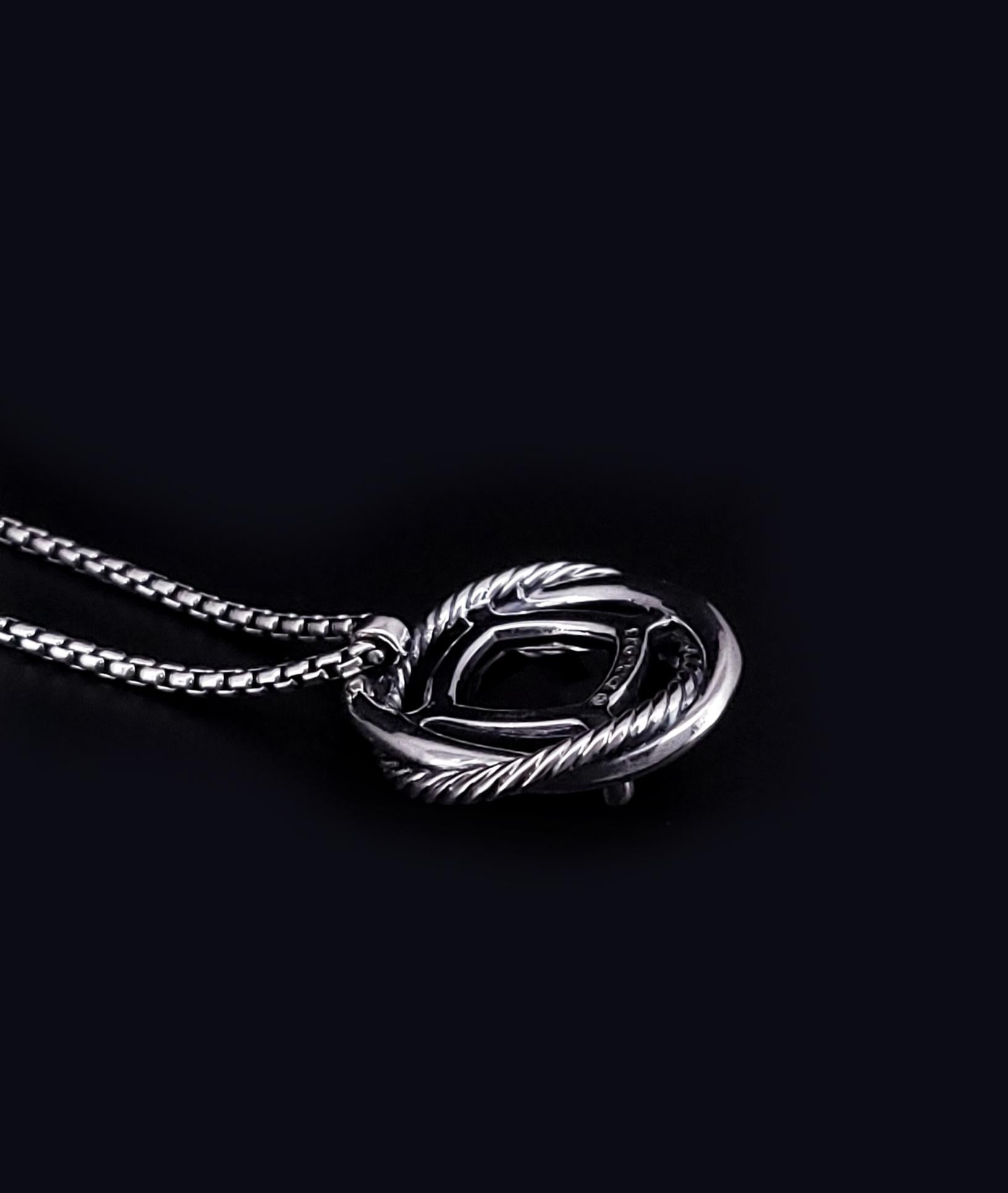 David Yurman - Collana con ciondolo Infinity Ametista 14 mm in argento sterling In condizioni ottime in vendita a New York, NY