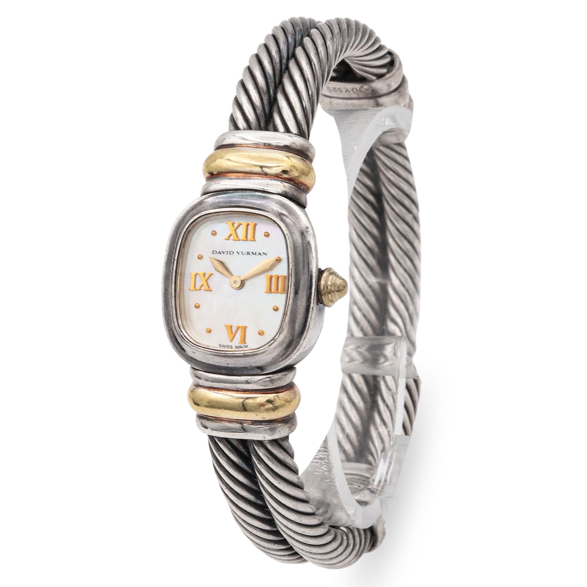 Reloj con cable para mujer David Yurman de plata de ley con esfera nacarada y cuarzo en Bueno estado para la venta en New York, NY