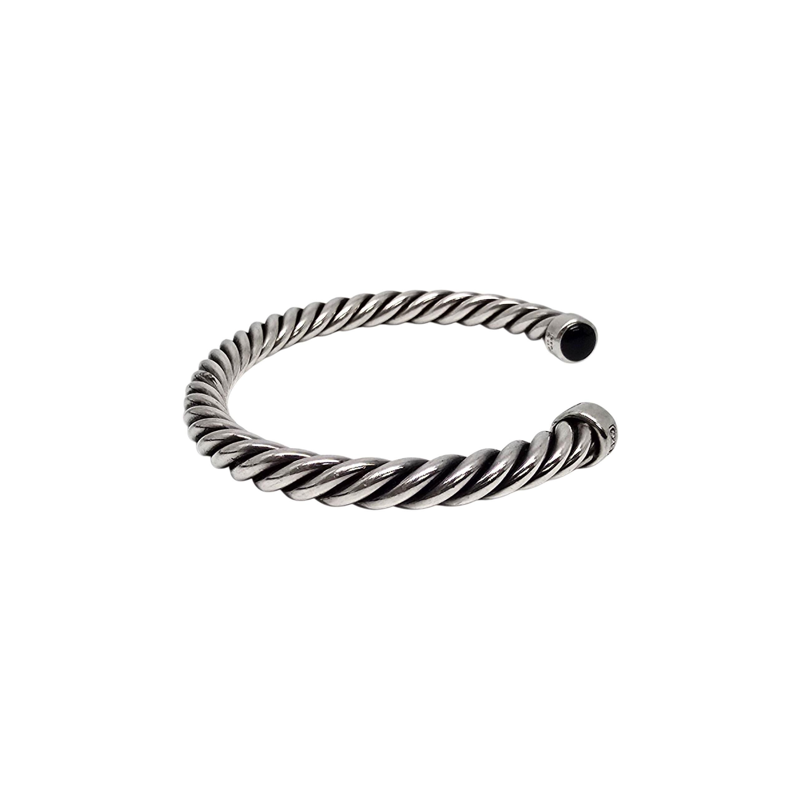 David Yurman Sterling Silver Onyx Mens Cable Cuff Bracelet #22235 In Good Condition For Sale In Washington Depot, CT