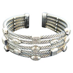David Yurman, plata de ley; pulsera tipo brazalete «Confetti» de 5 filas con pavé de diamantes, en su caja original