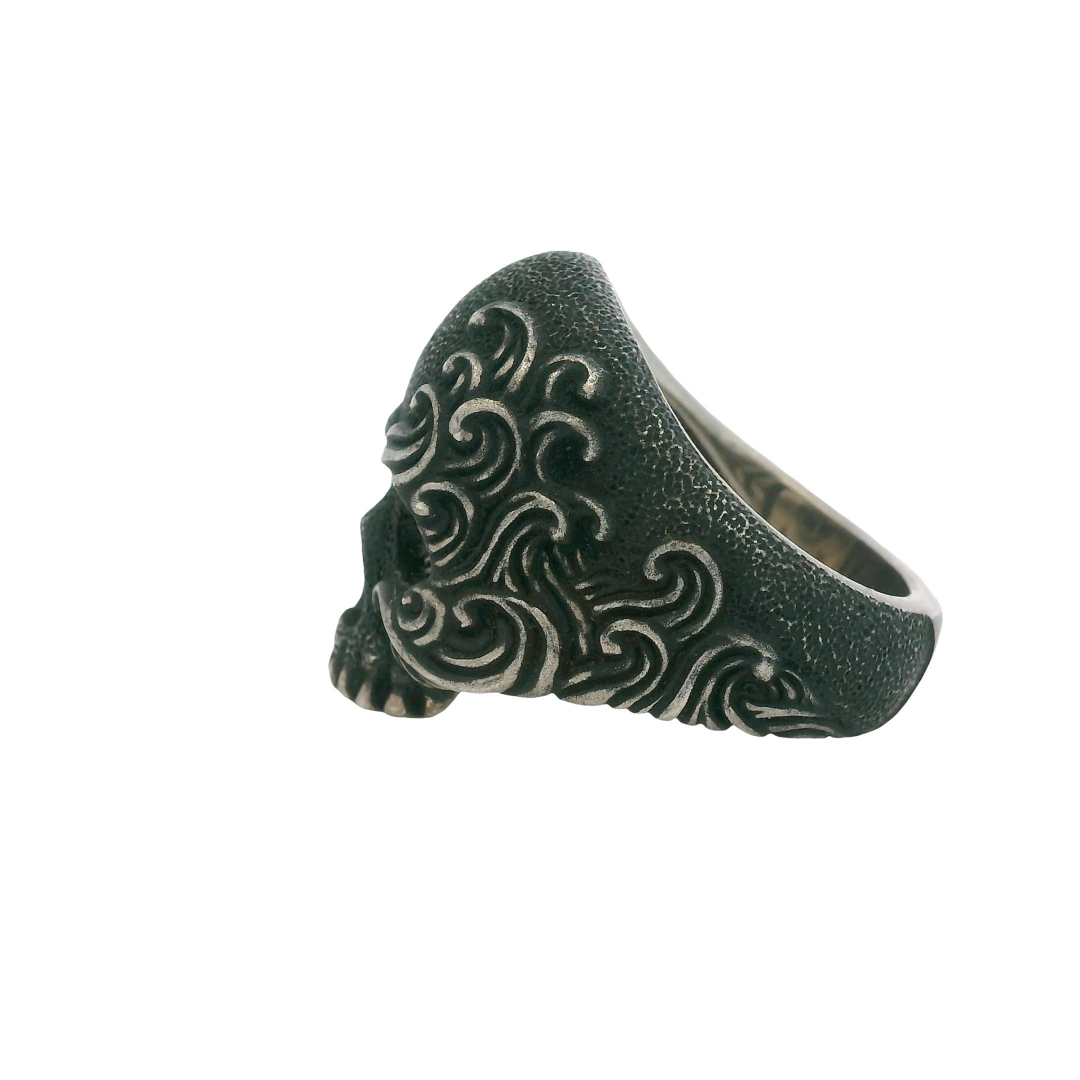 David Yurman Sterling Silver with Black Diamonds Waves Skull Ring For Sale 2