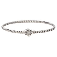 David Yurman Pulsera de cable de una estación en forma de estrella de plata de ley con diamantes