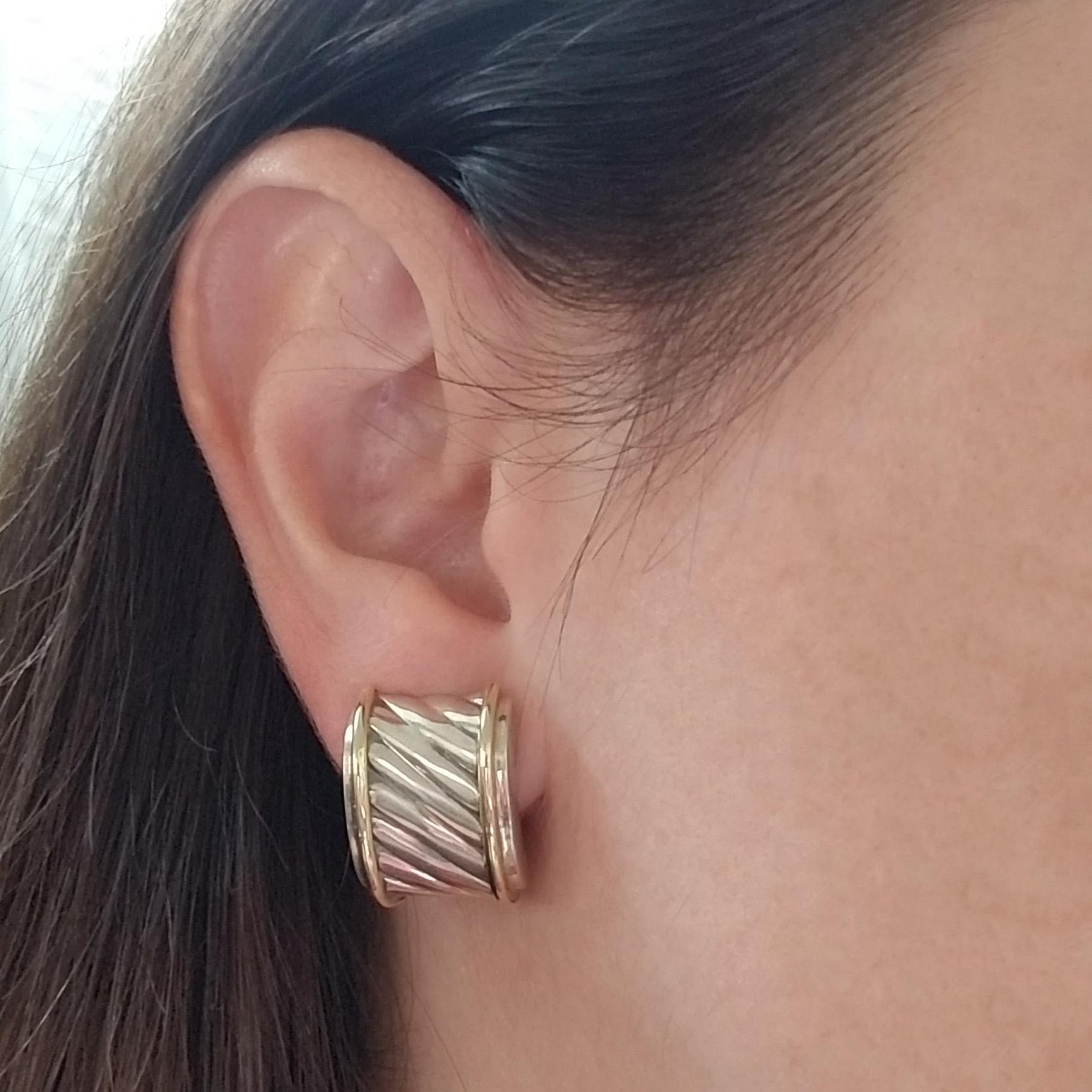 David Yurman Two-Tone Thoroughbred Stud Earrings In Good Condition In Coral Gables, FL