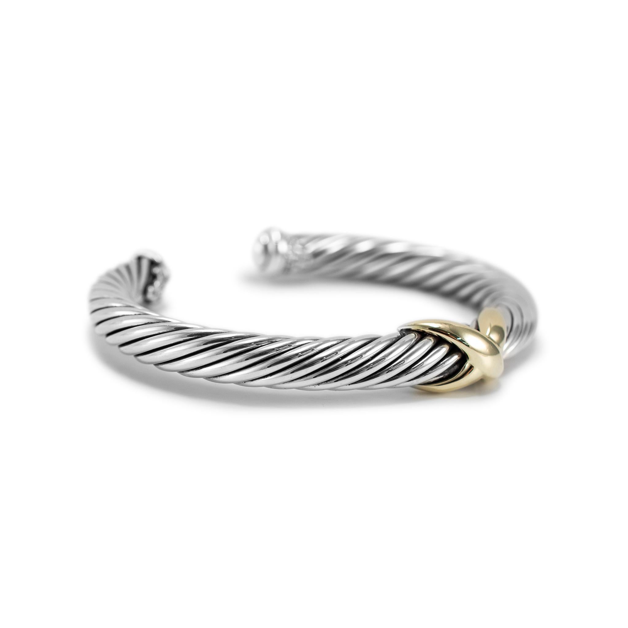 David Yurman Two-Tone X Classic Cable Station 7MM Cuff Bracelet In Excellent Condition For Sale In Houston, TX
