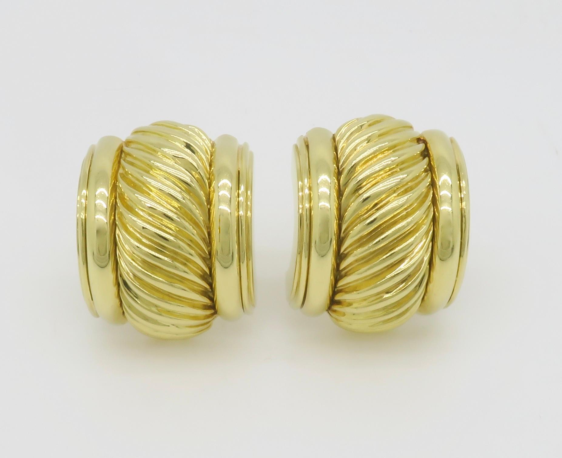 David Yurman Vintage 18k Yellow Gold Omega Back Earrings For Sale 9
